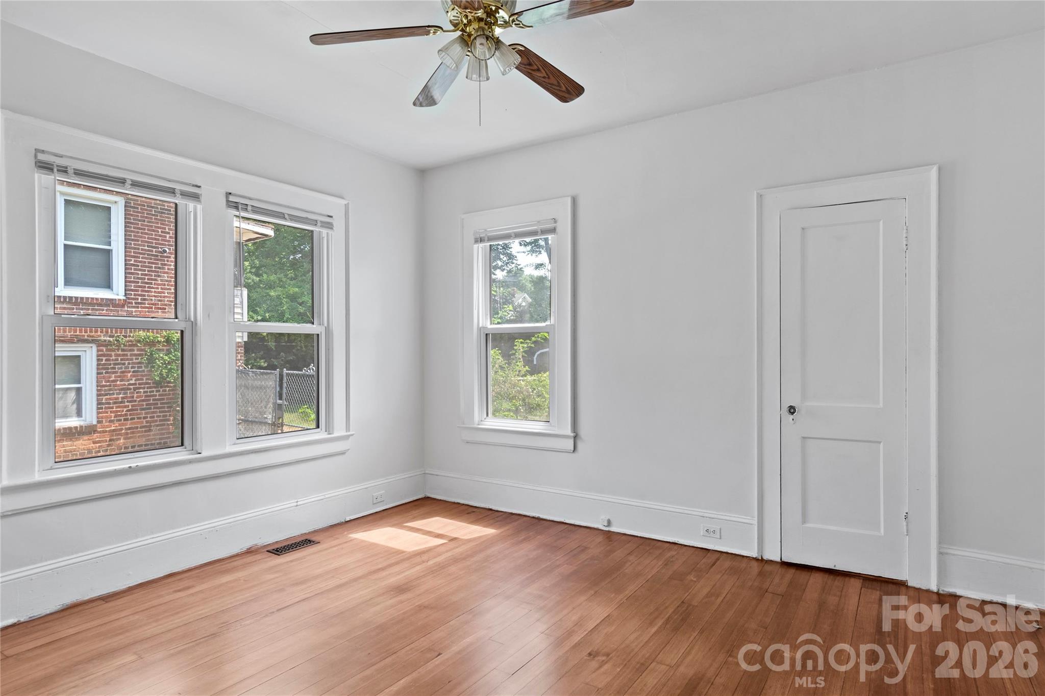 2805 Bon Air Avenue Property Photo 9
