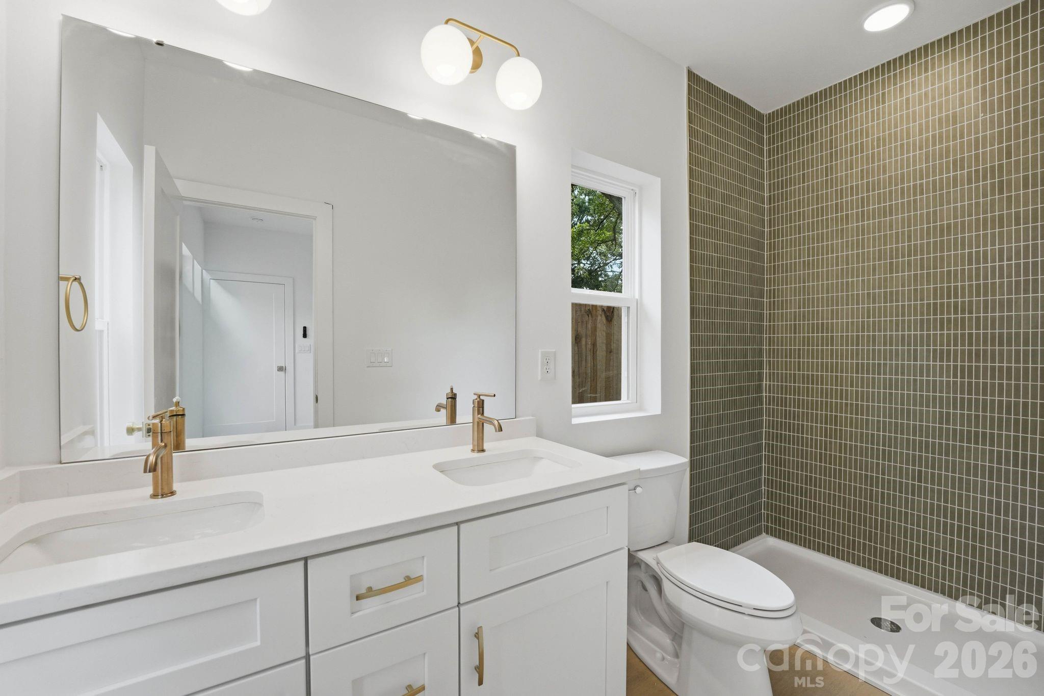 244 Institute Street Property Photo 9