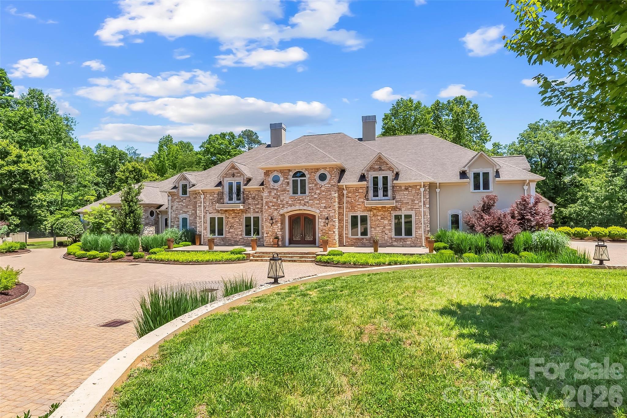1090 Pearidge Road Property Photo 3