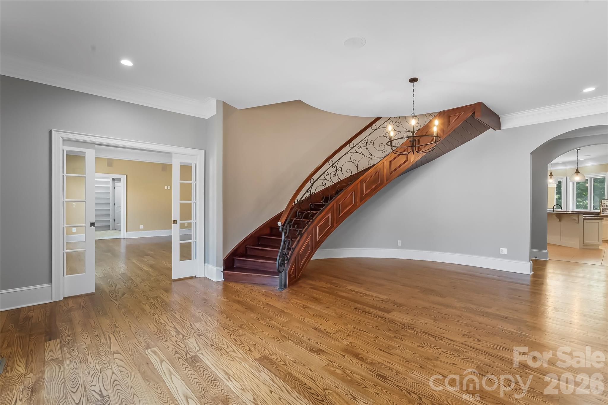 1090 Pearidge Road Property Photo 5