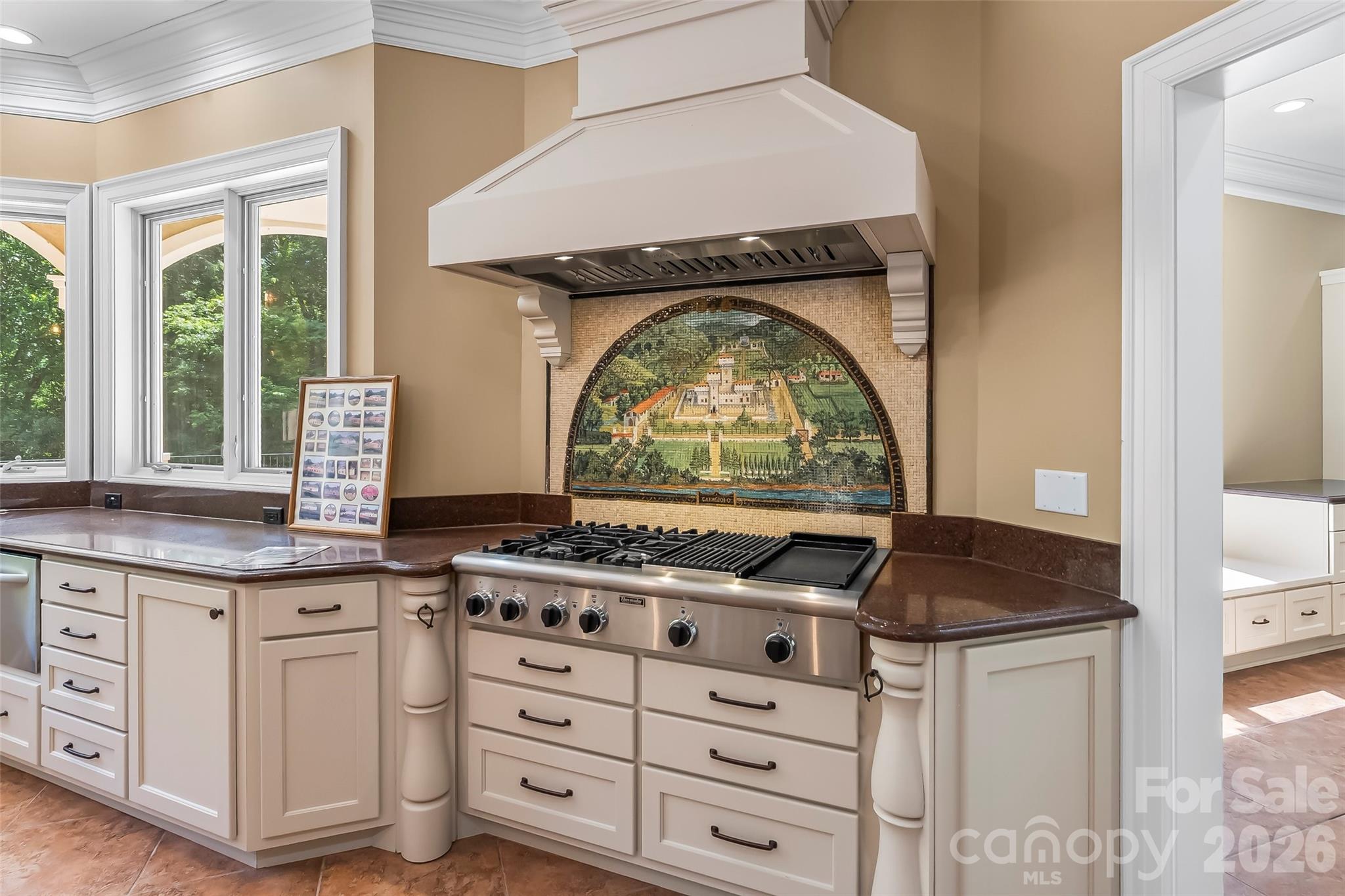 1090 Pearidge Road Property Photo 8