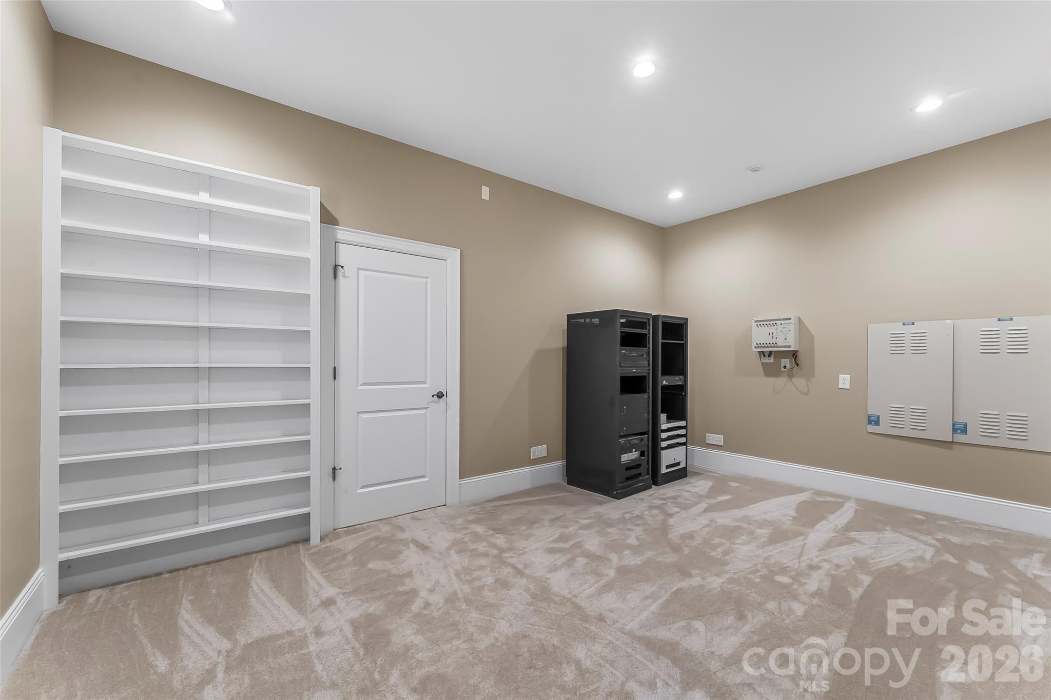 1090 Pearidge Road Property Photo 18