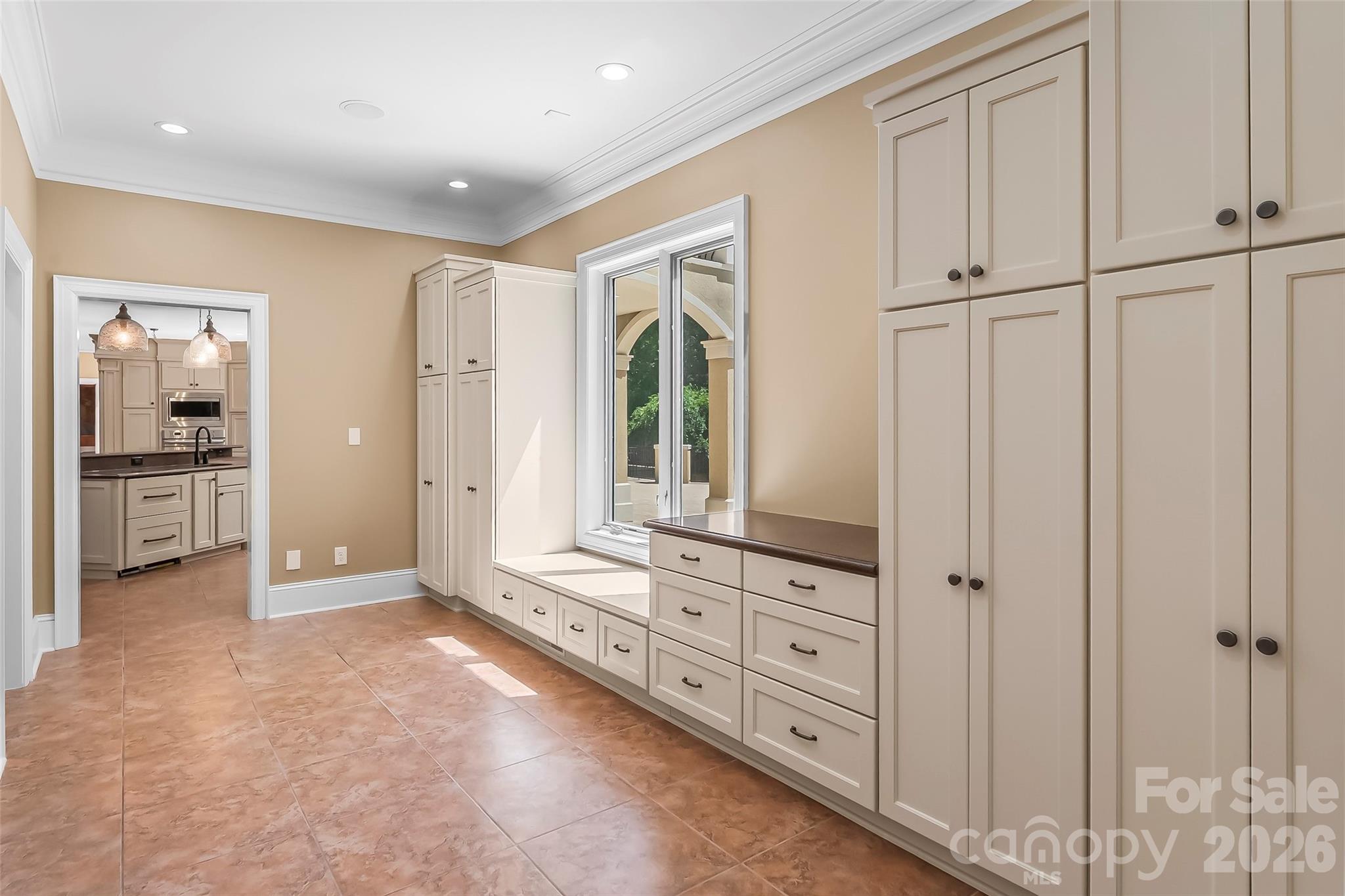 1090 Pearidge Road Property Photo 21