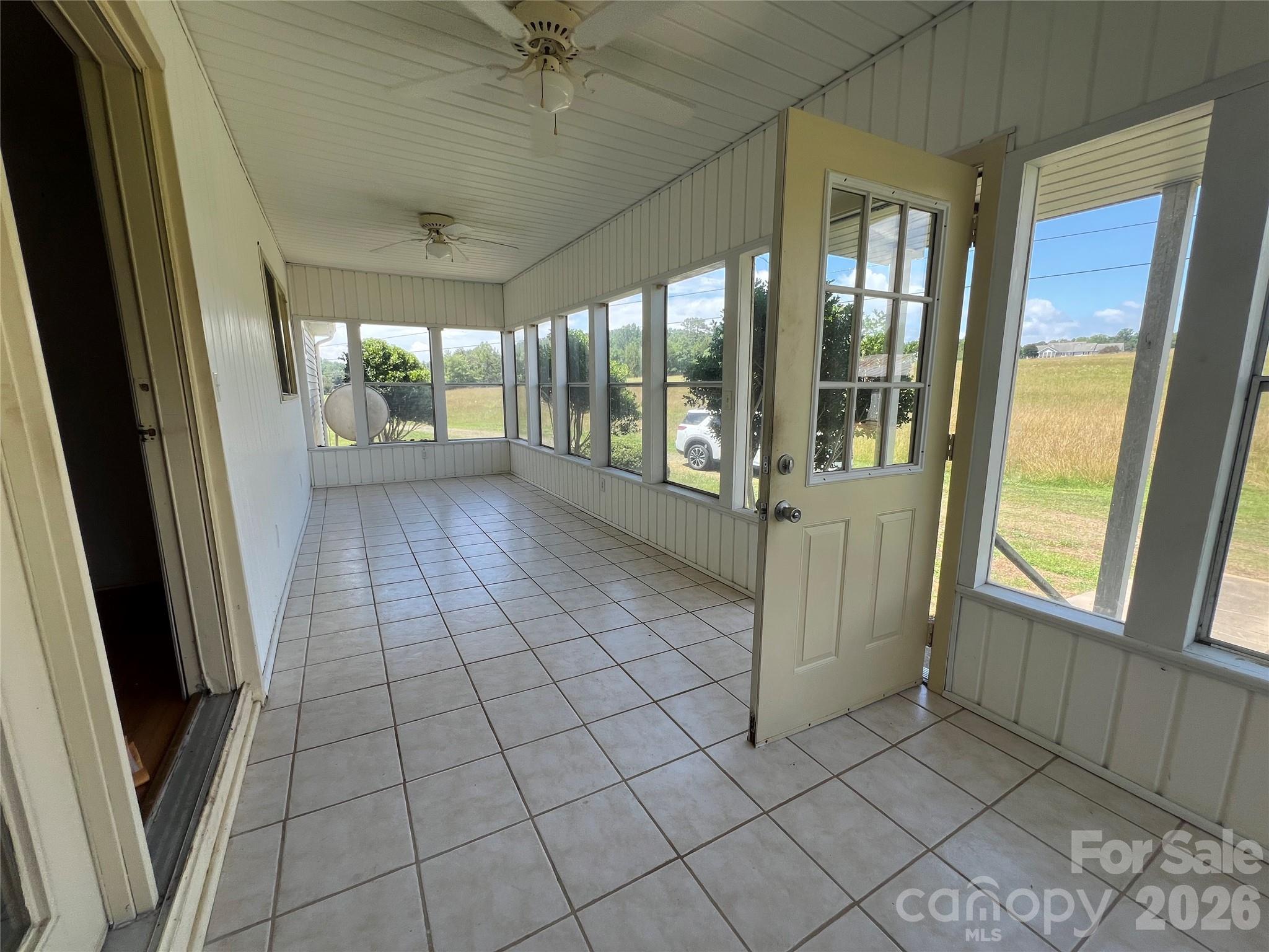 4405 Maple Creek Road Property Photo 4