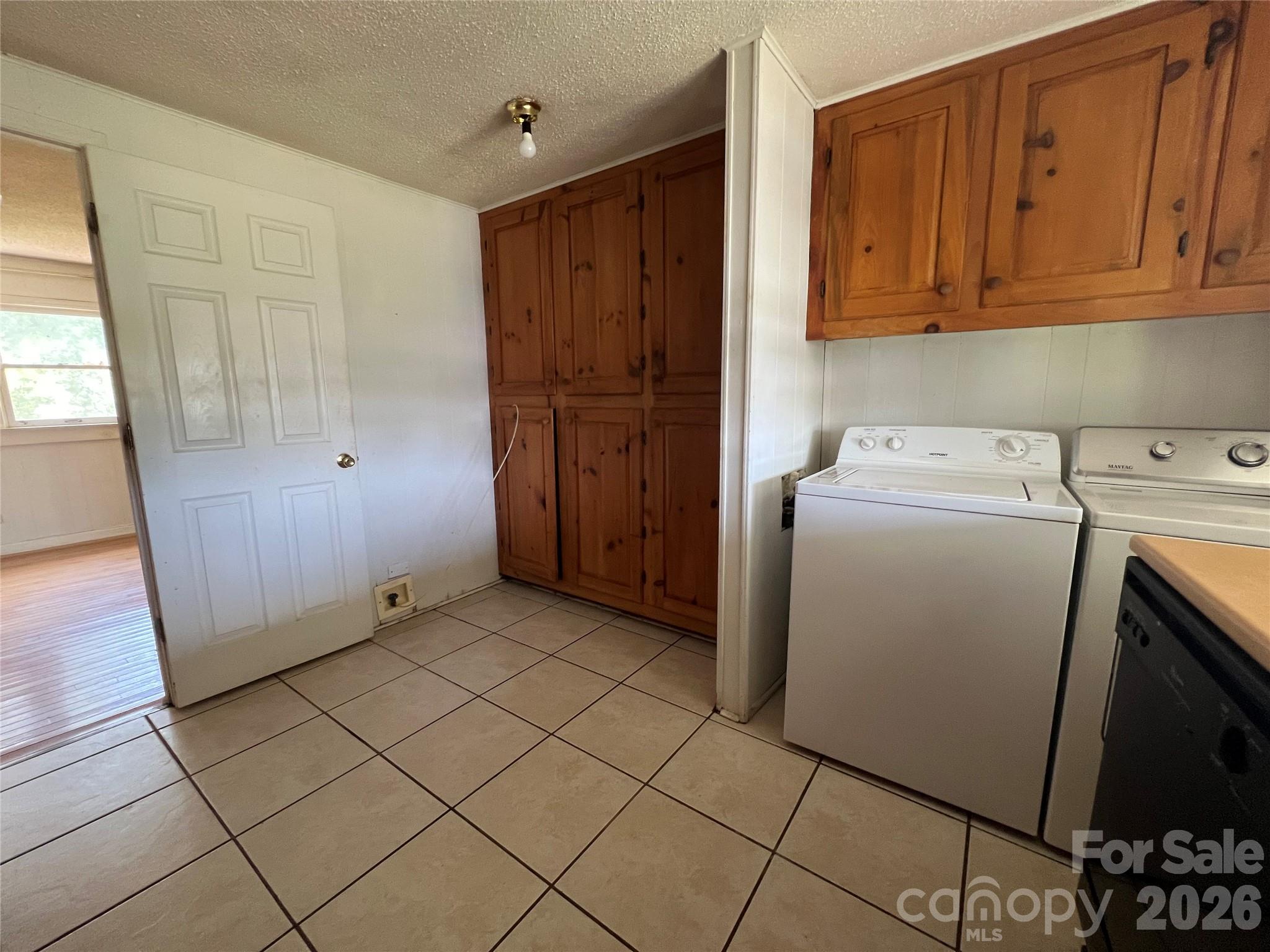 4405 Maple Creek Road Property Photo 12