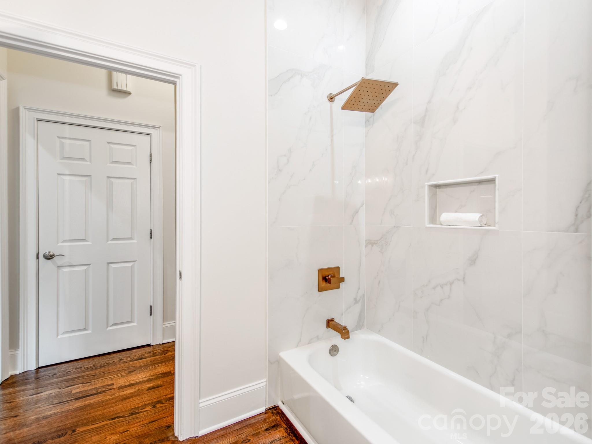 2907 Park Road Property Photo 16