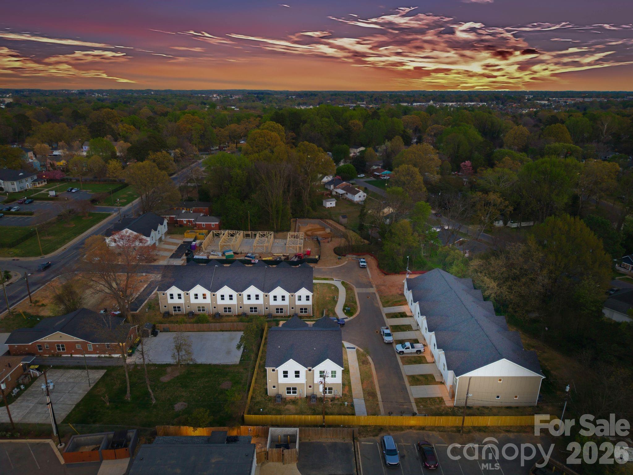 2021 Custer Street Property Photo 21