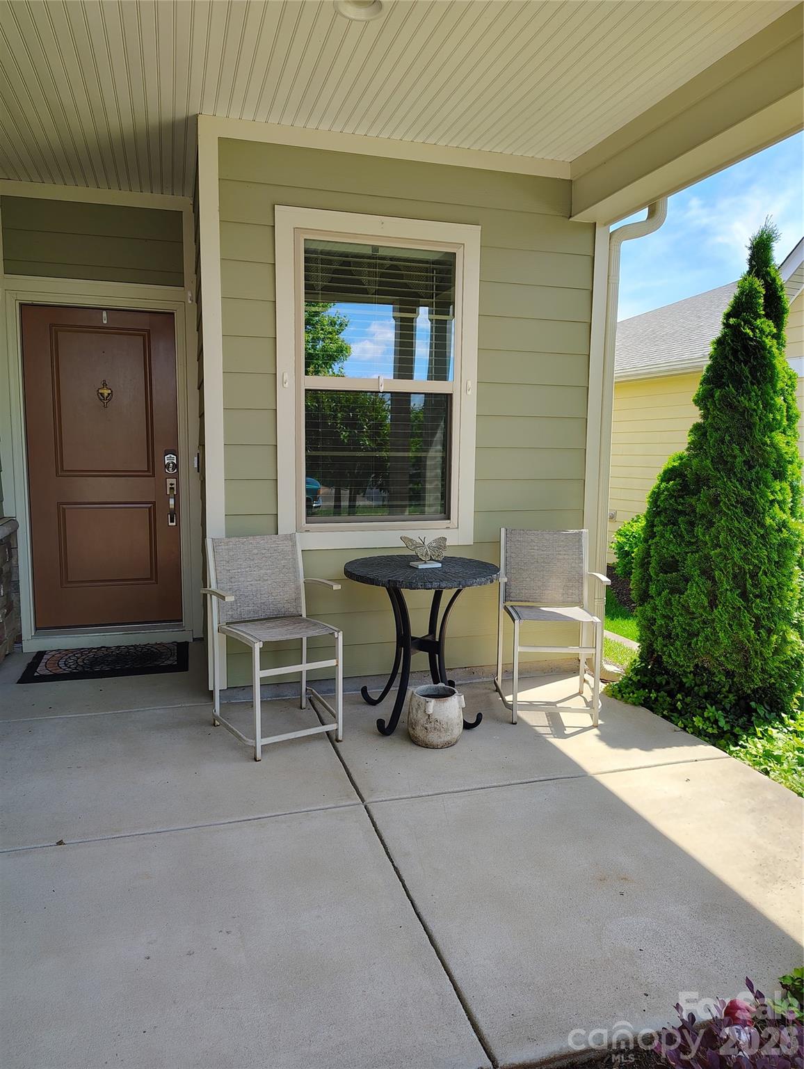 6224 Raven Rock Drive Property Photo 4