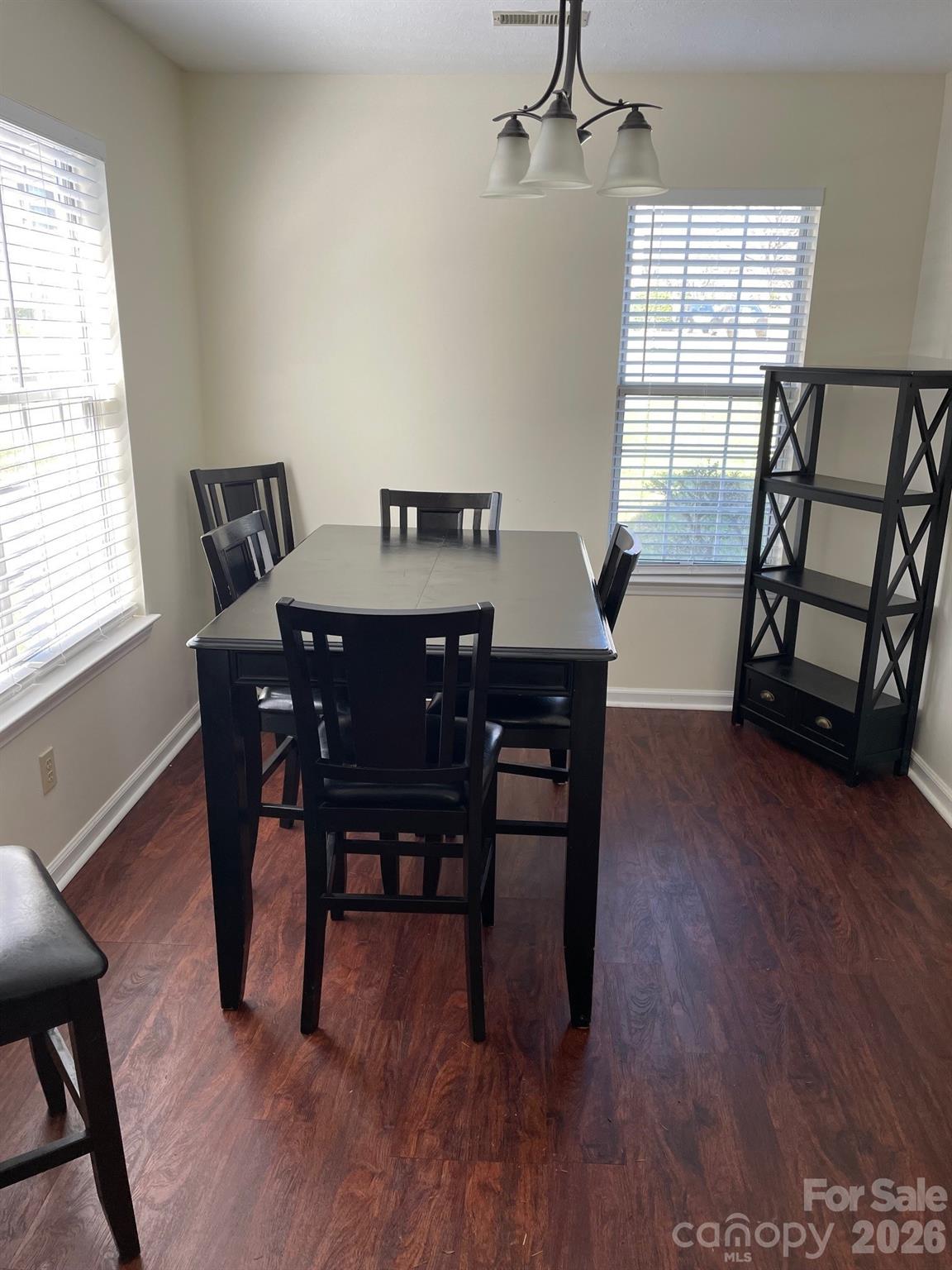 814 Selwyn Oaks Court Property Photo 7