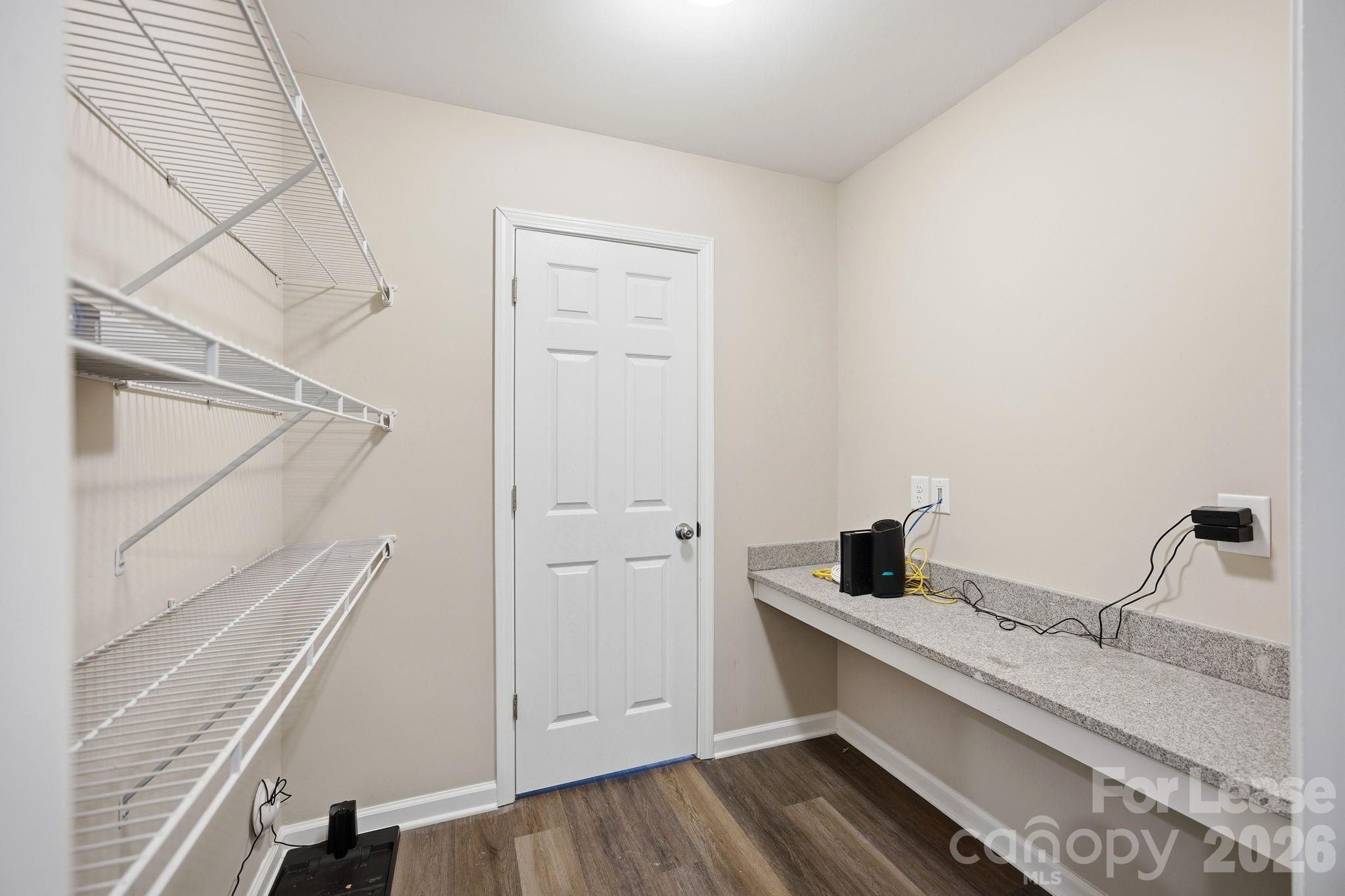 1361 Ontario Drive Property Photo 16