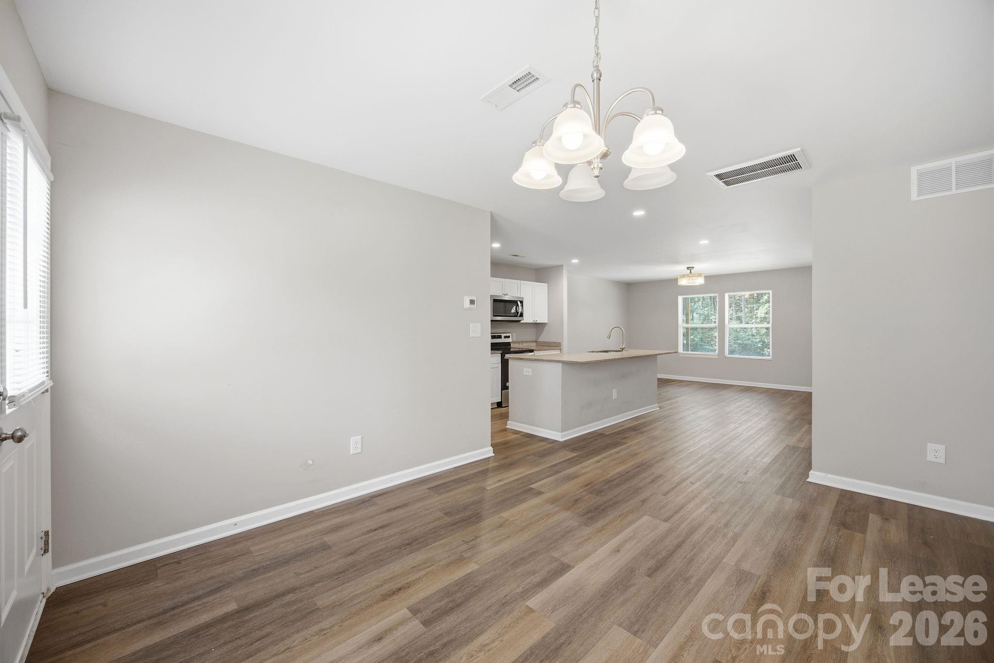 1361 Ontario Drive Property Photo 20