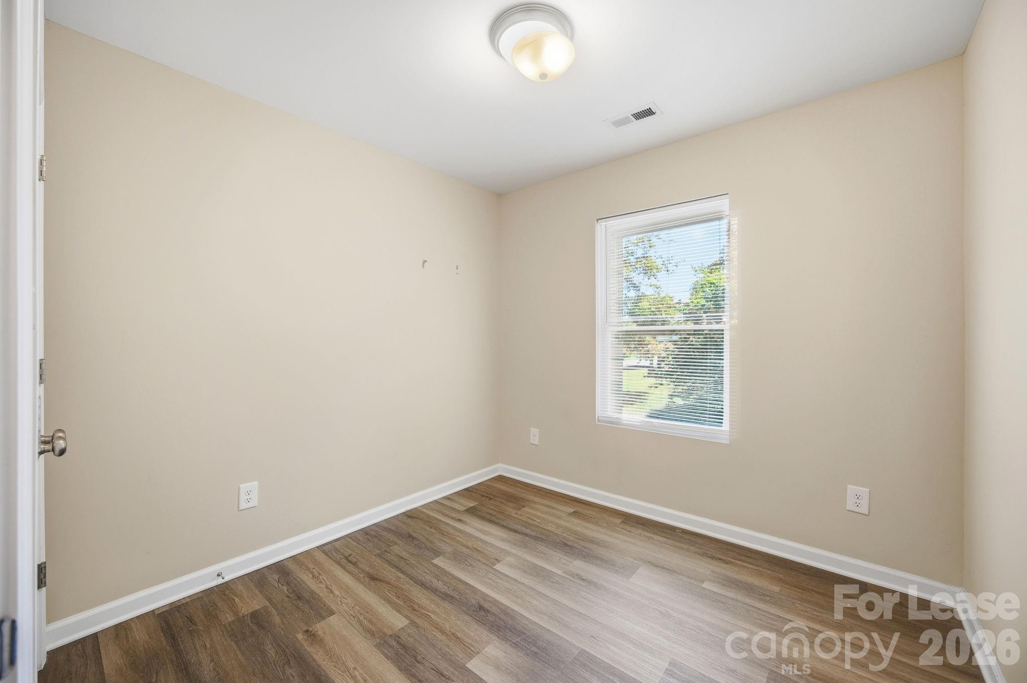 1361 Ontario Drive Property Photo 26