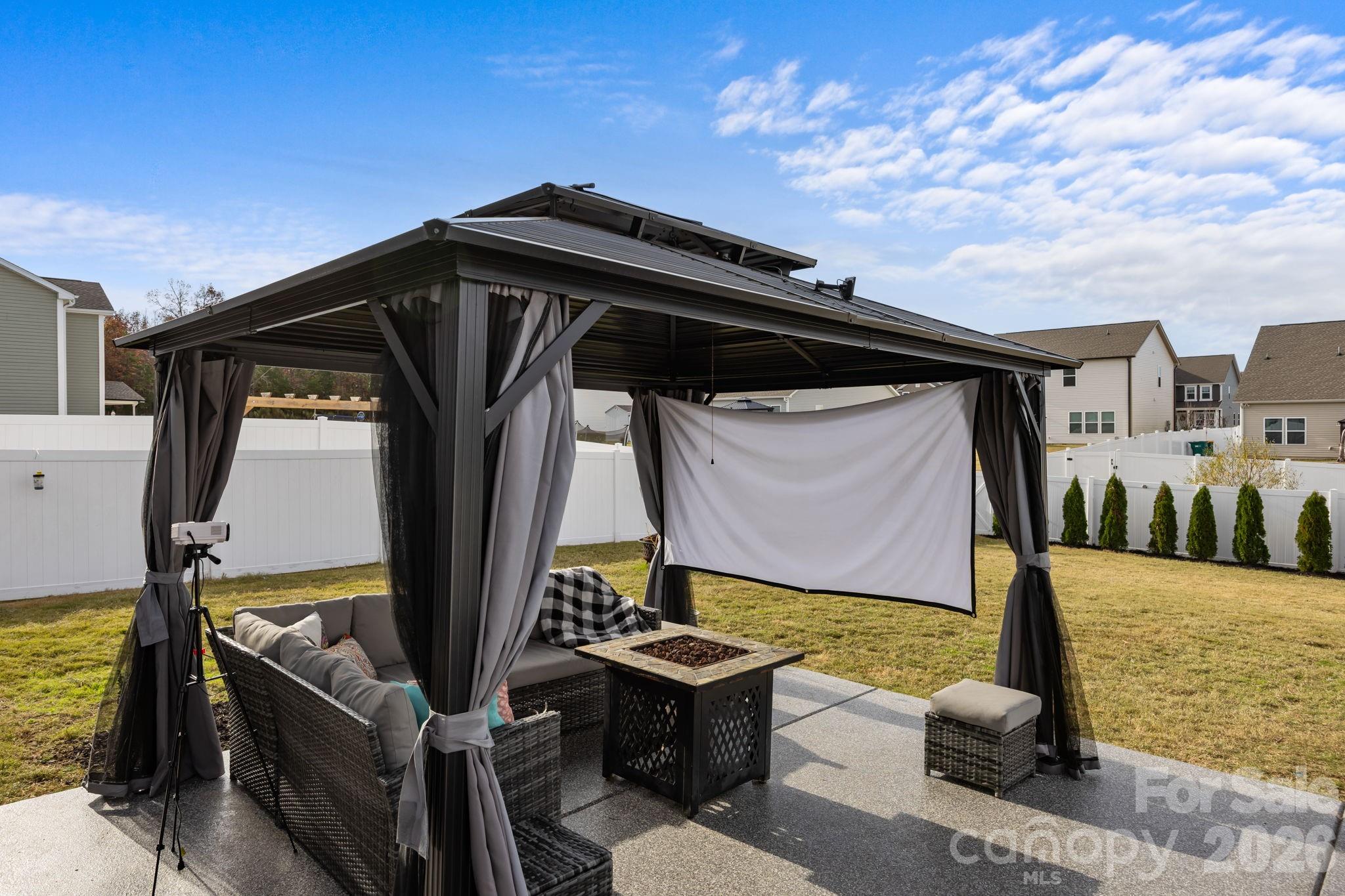 2015 Mcdonald Drive Property Photo 16