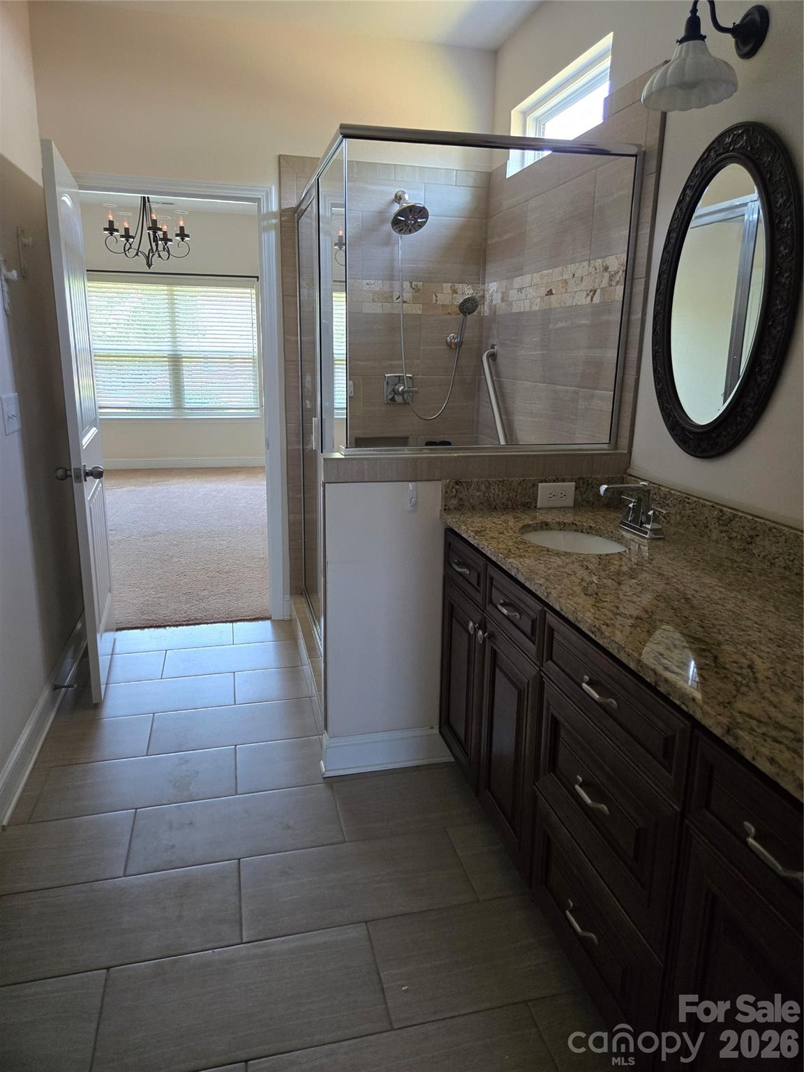 990 Russell Ridge Drive Property Photo 14