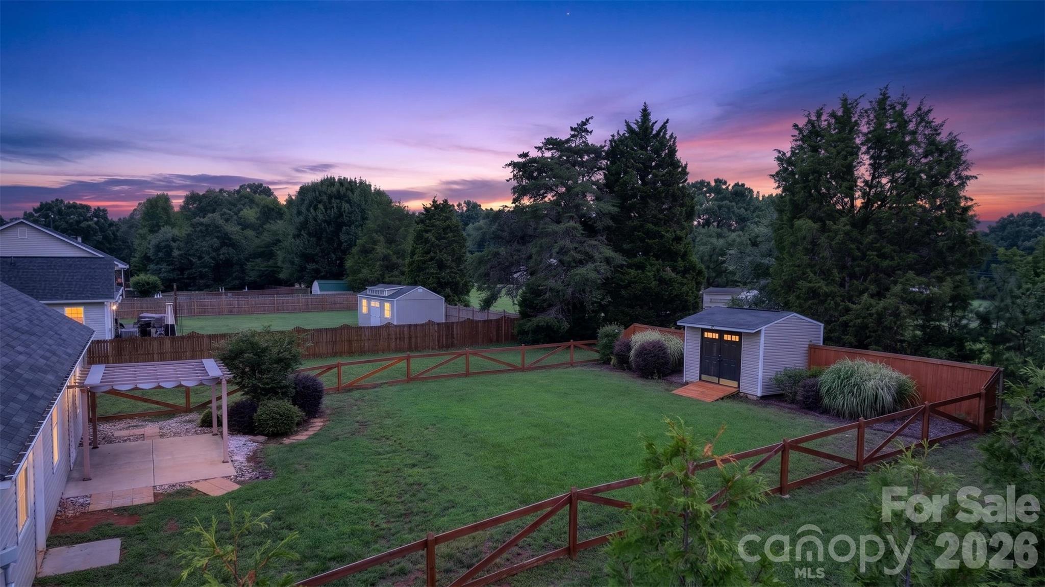 990 Russell Ridge Drive Property Photo 31