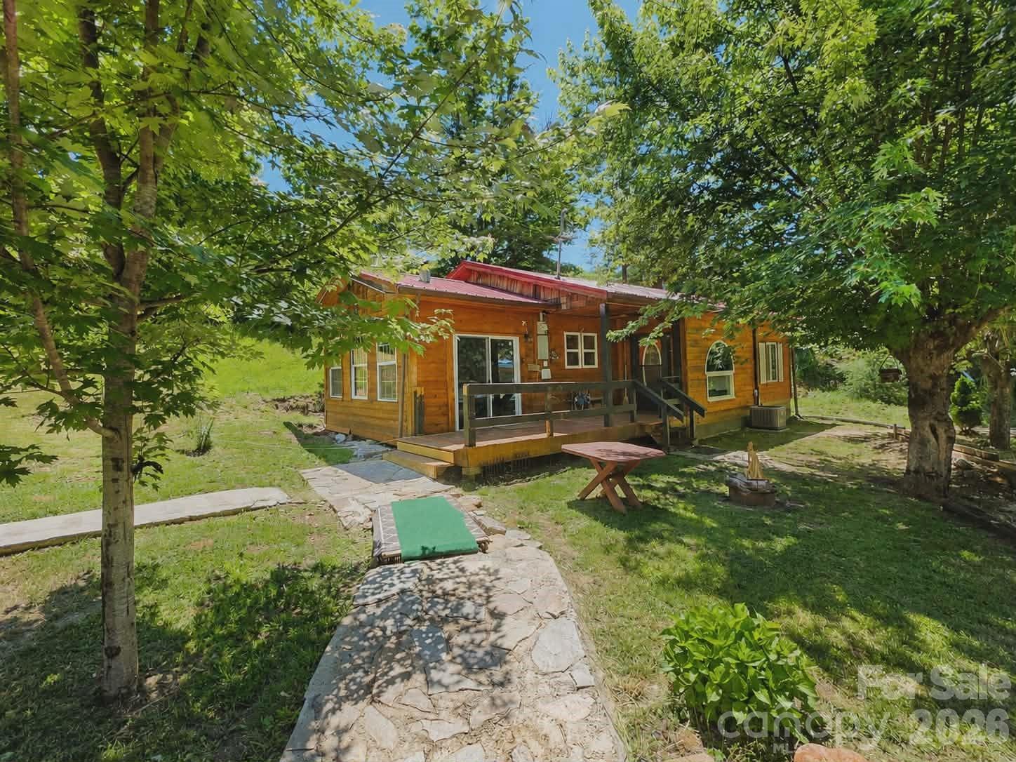 92 Buchanan Drive Property Photo 2