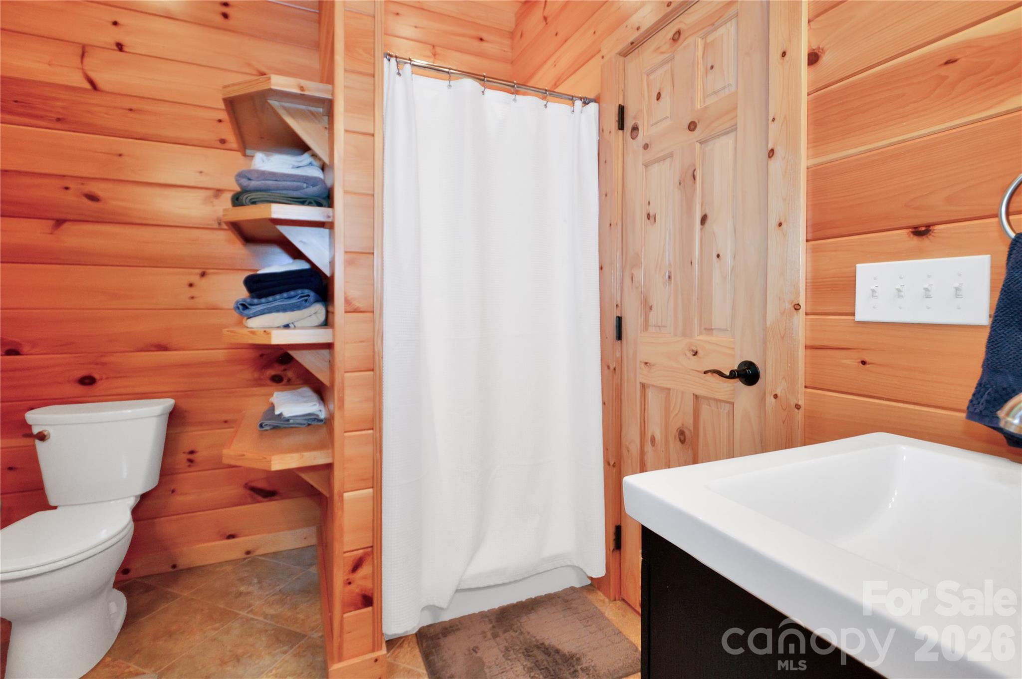 6365 Julius Drive Property Photo 22