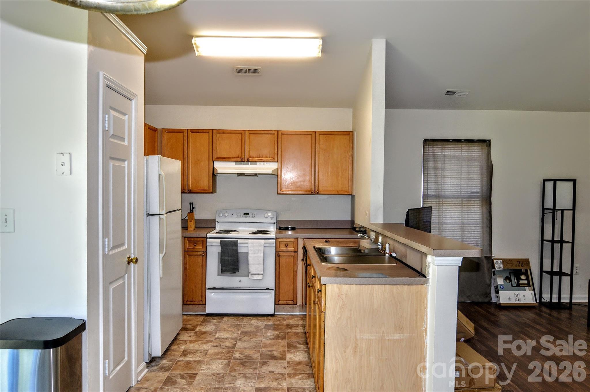1131 Hannah Rae Court Property Photo 11