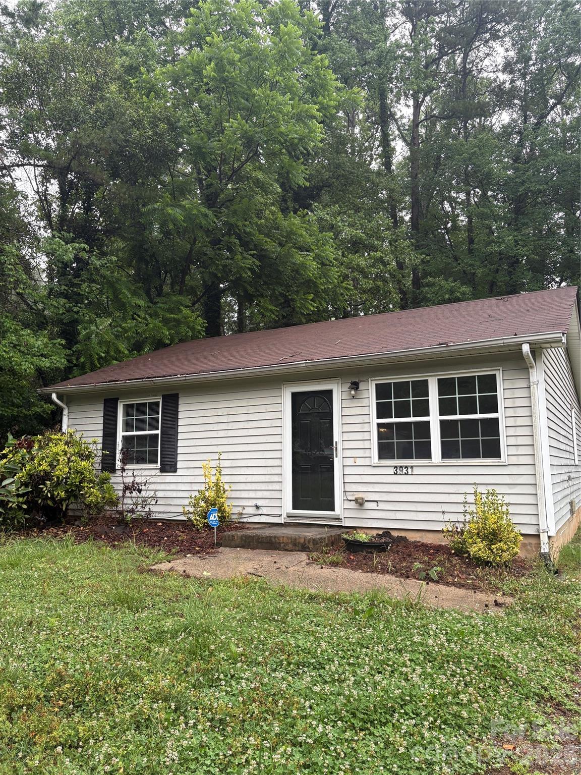 3931 Durham Lane Property Photo 2