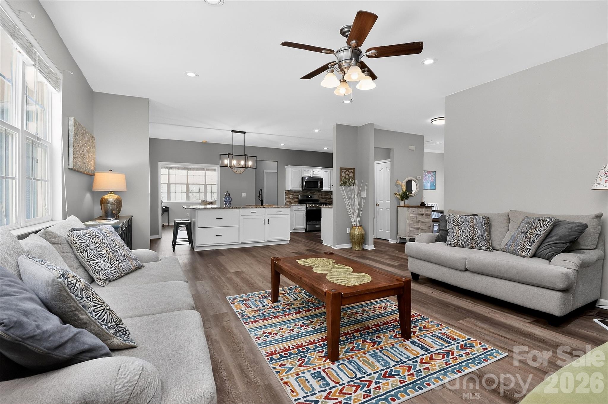 17126 Cambridge Woods Court Property Photo 13