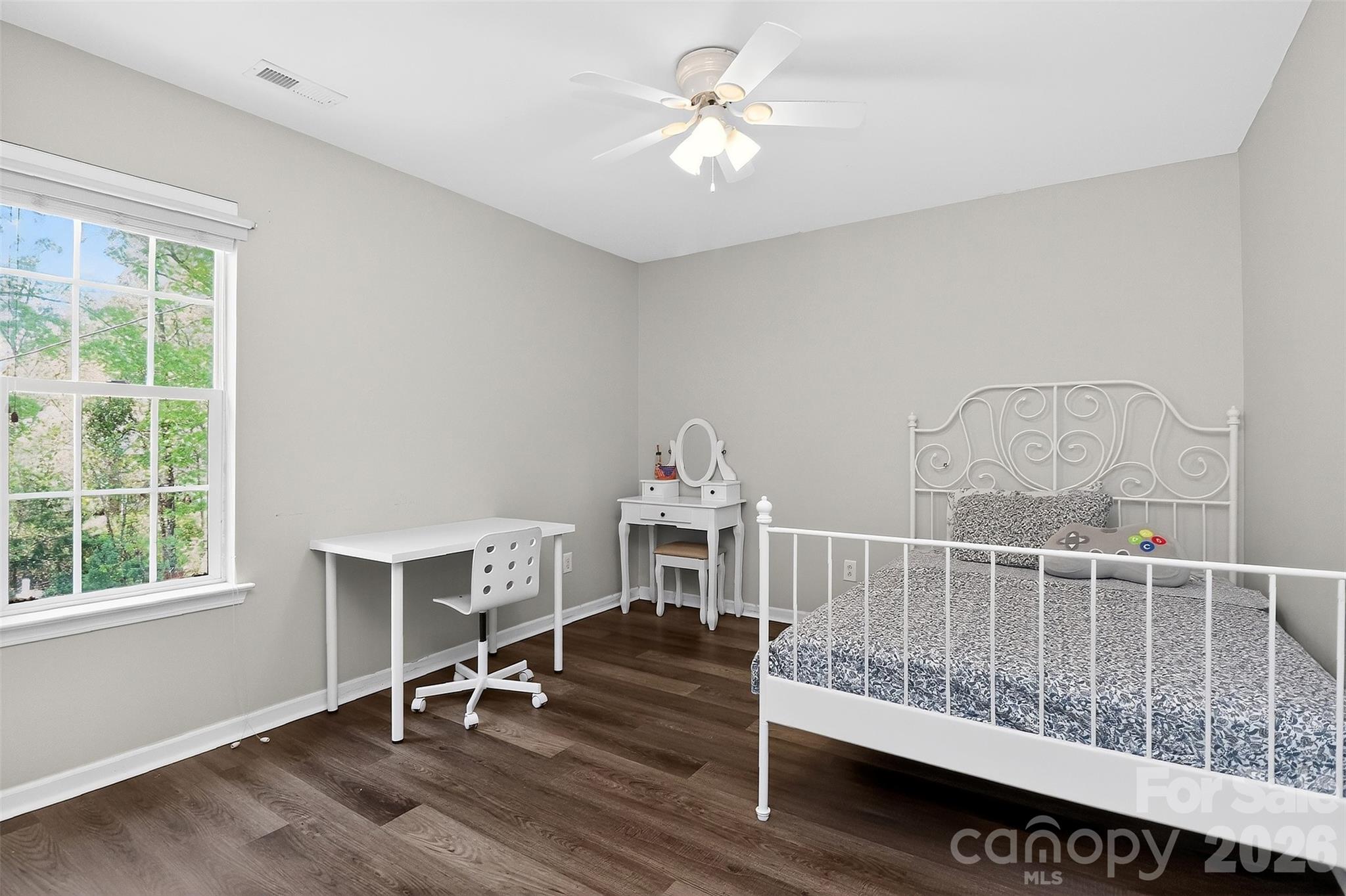 17126 Cambridge Woods Court Property Photo 31