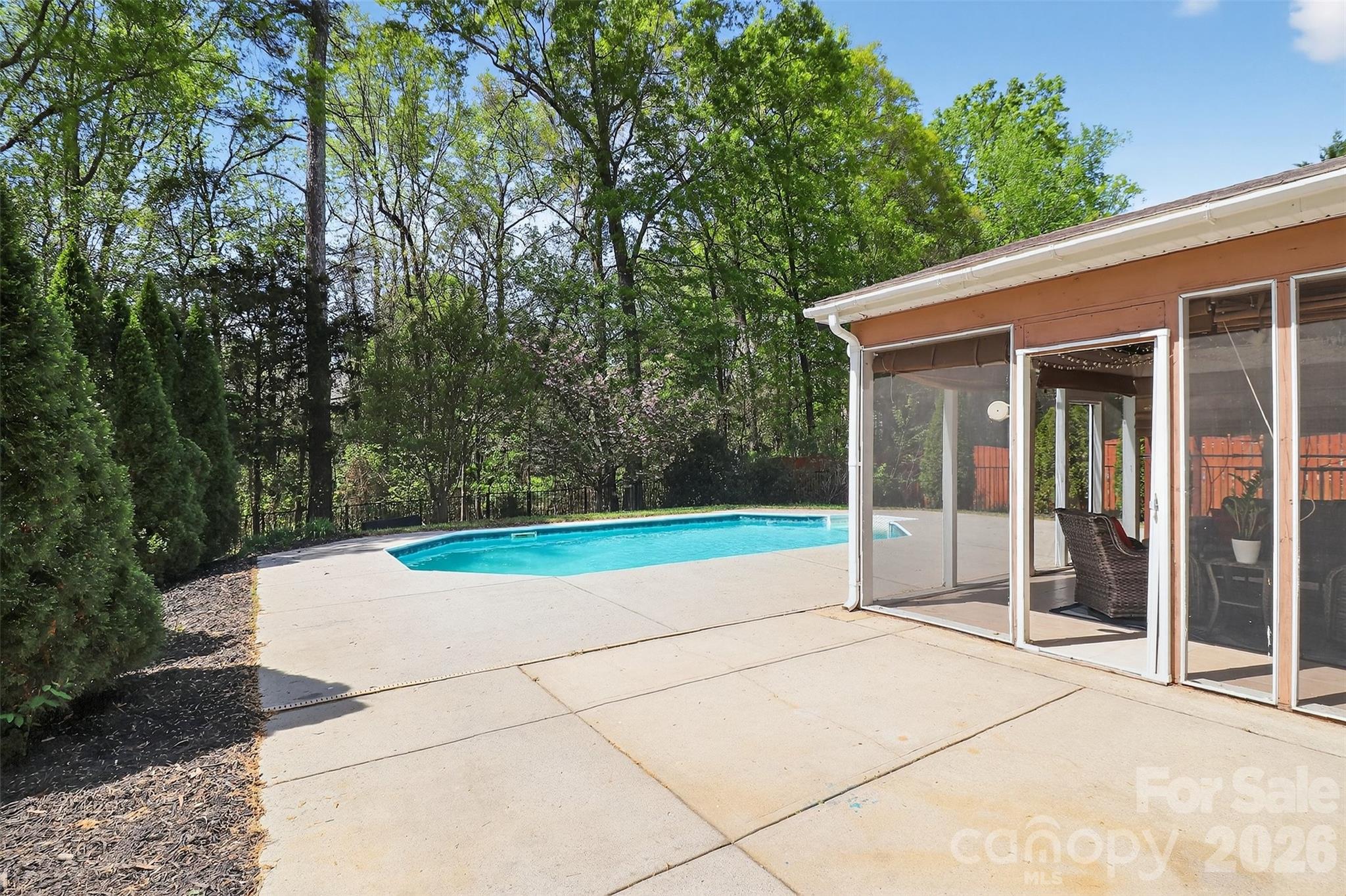 17126 Cambridge Woods Court Property Photo 36