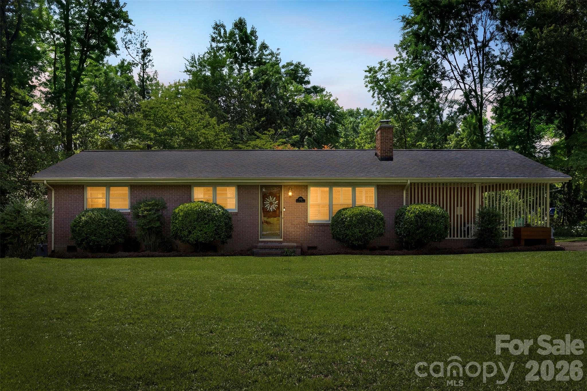 3701 Bellevue Terrace Property Photo 1