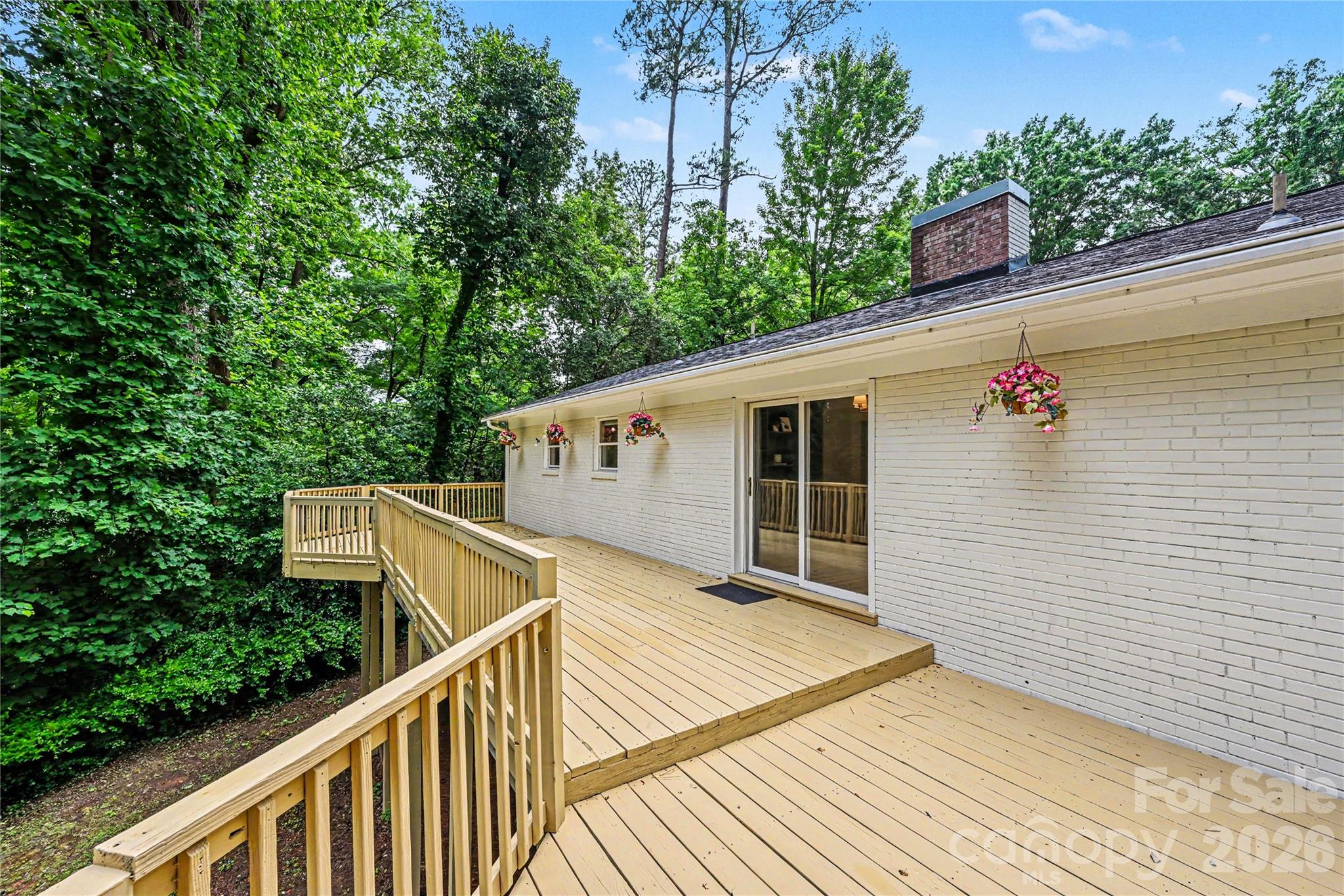 716 Grandview Drive Property Photo 12