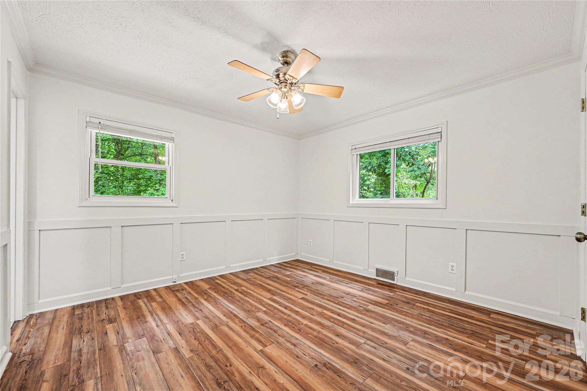 716 Grandview Drive Property Photo 17
