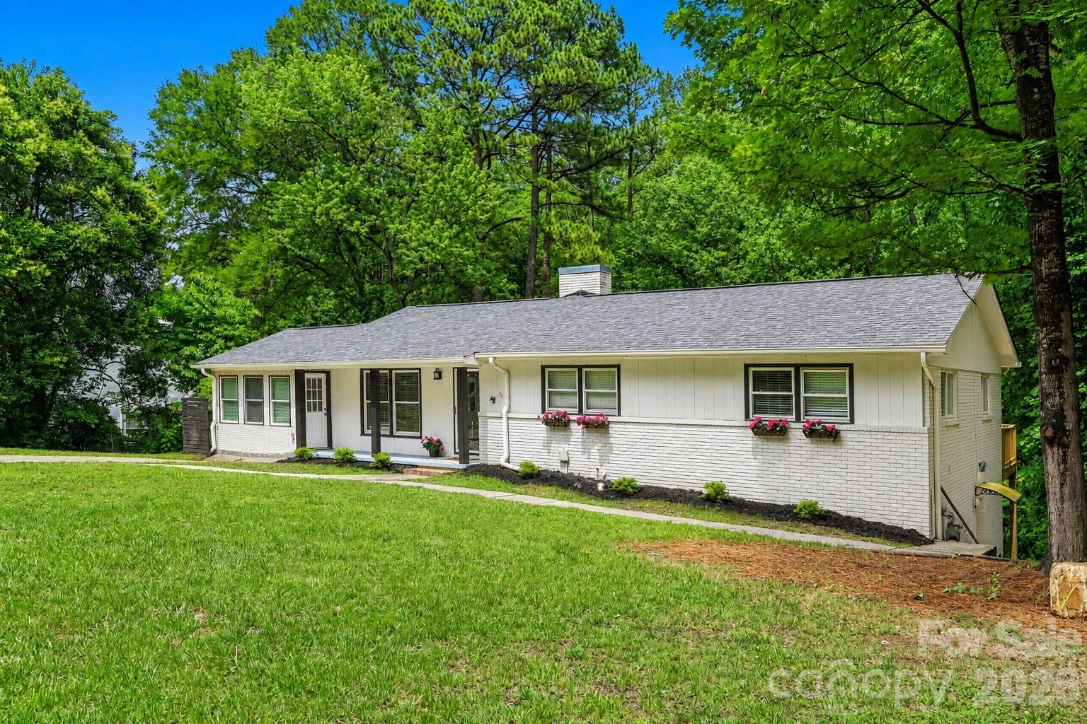 716 Grandview Drive Property Photo 27