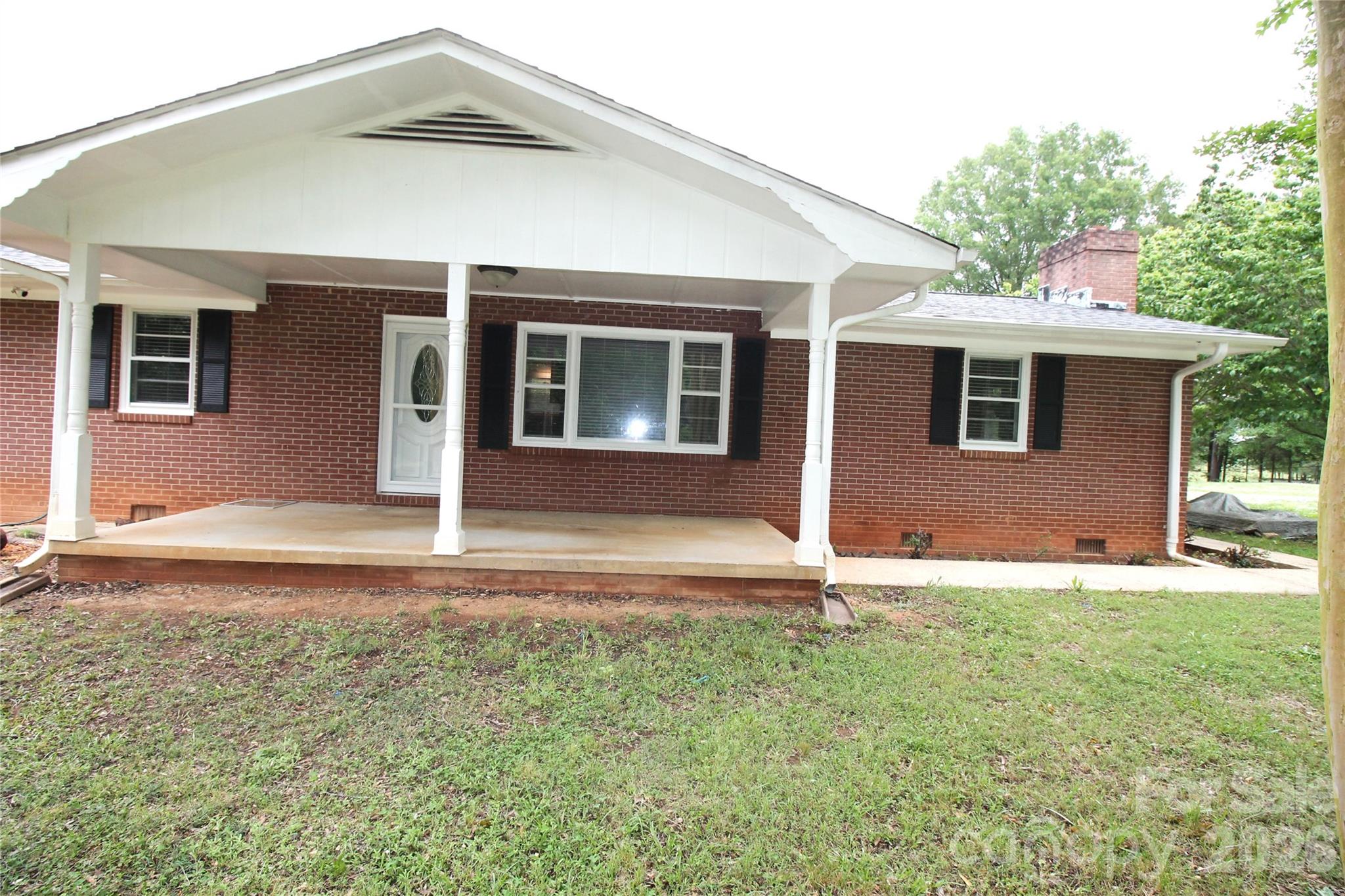 203 Ratchford Farm Road Property Photo 2