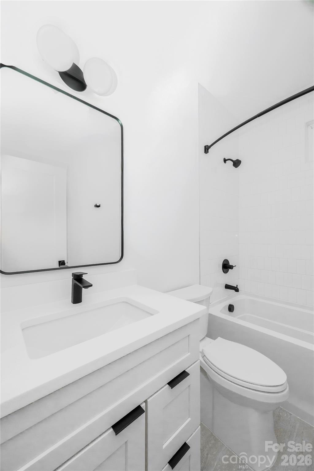 221 Woodsborough Place Property Photo 15