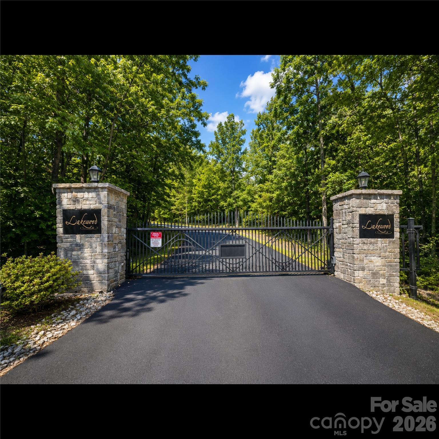547 James View Road Property Photo 3