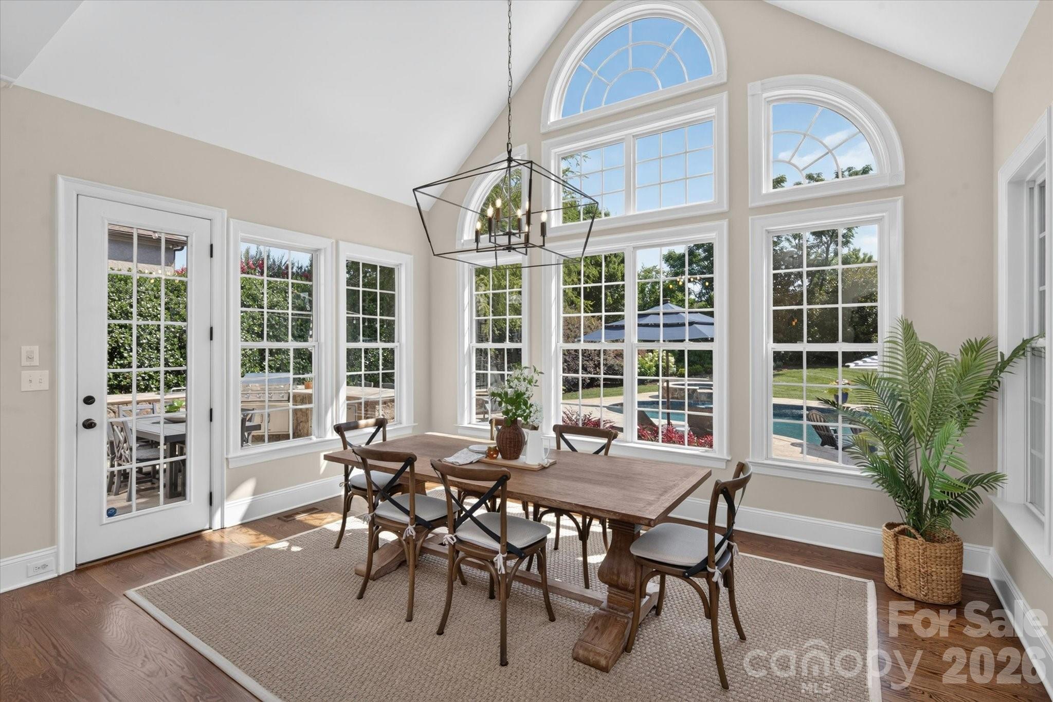 1309 Venetian Way Drive Property Photo 11