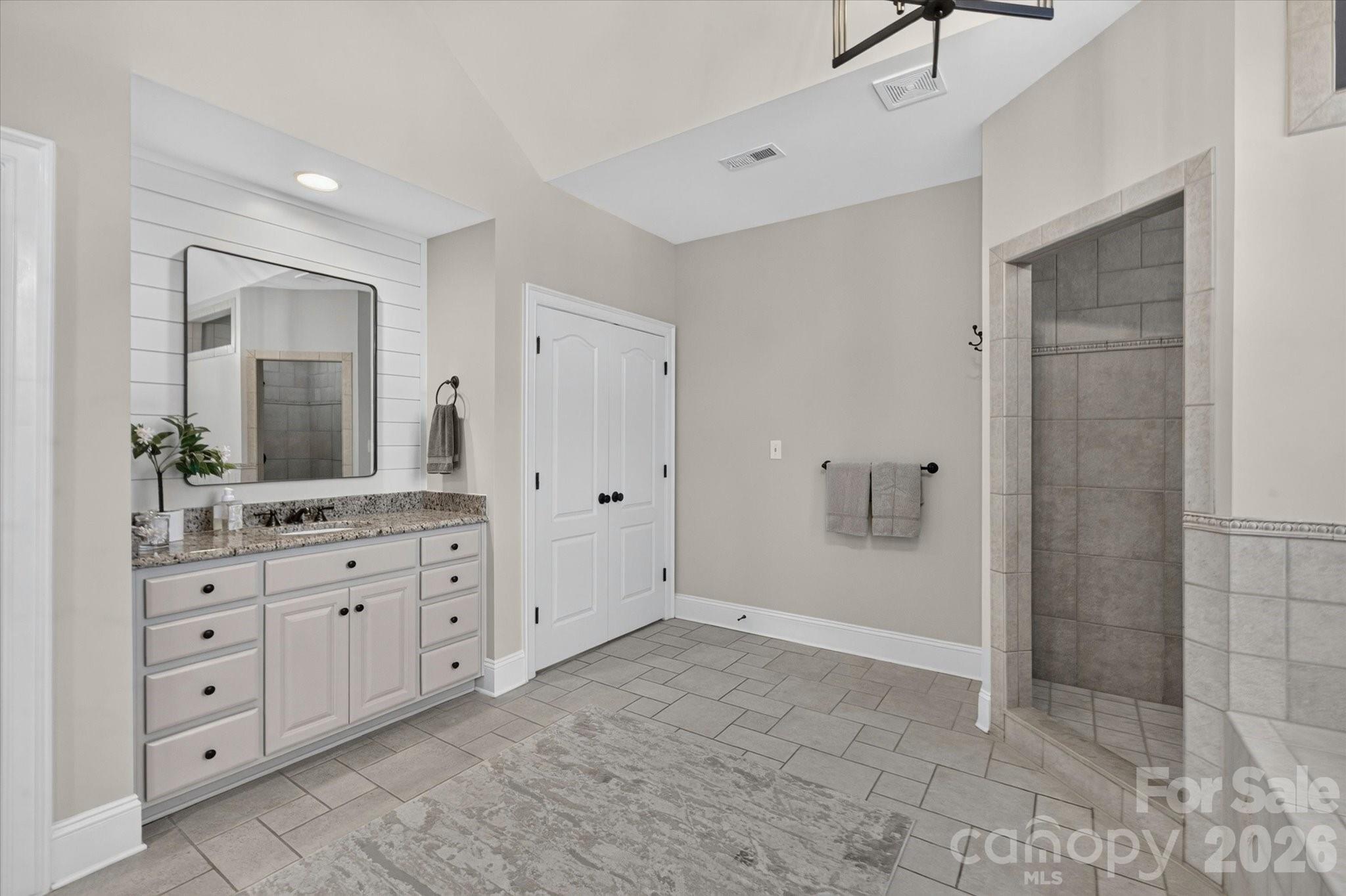 1309 Venetian Way Drive Property Photo 26