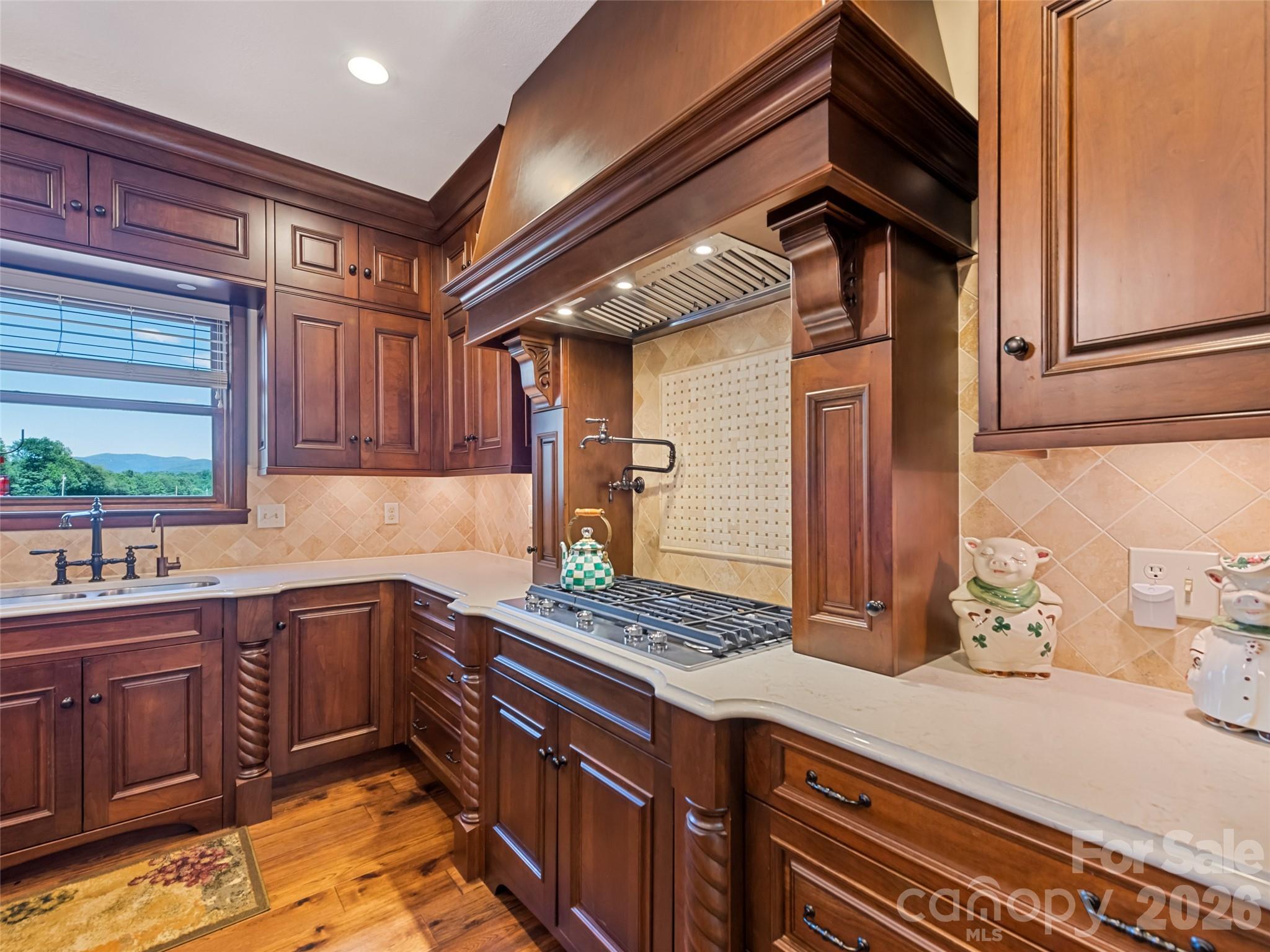 1418 Landis Lane Property Photo 24