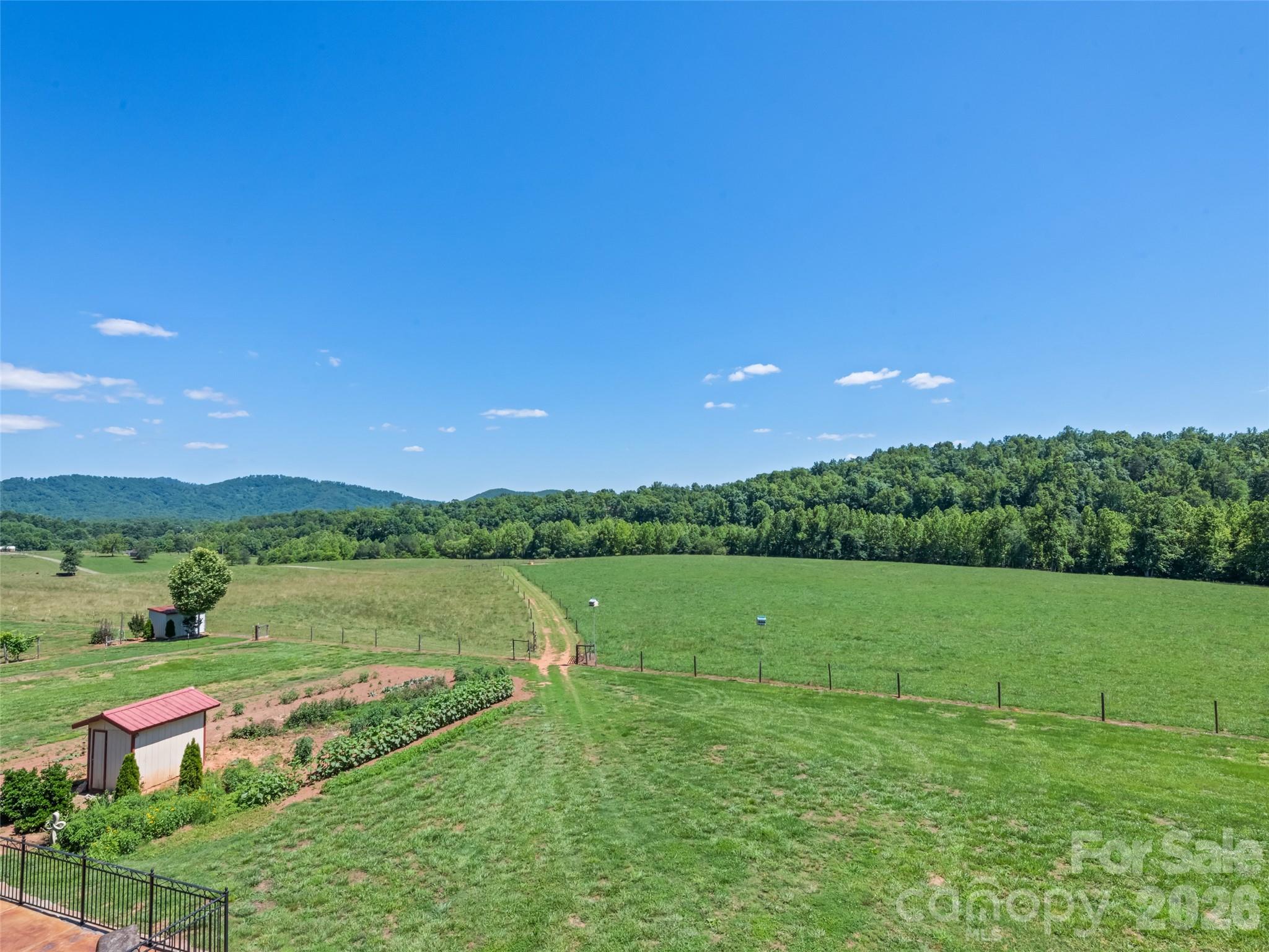 1418 Landis Lane Property Photo 36