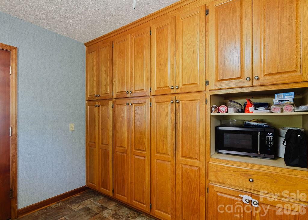 32497 Guard Road Property Photo 7