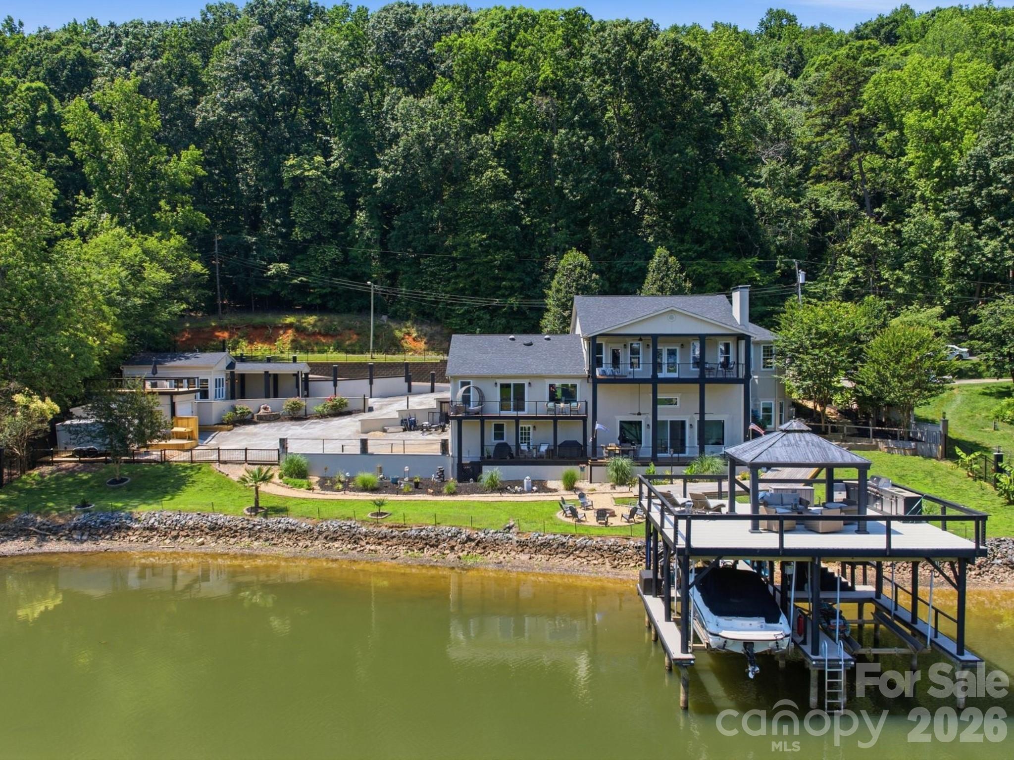 2640 Sadler Road Property Photo 2