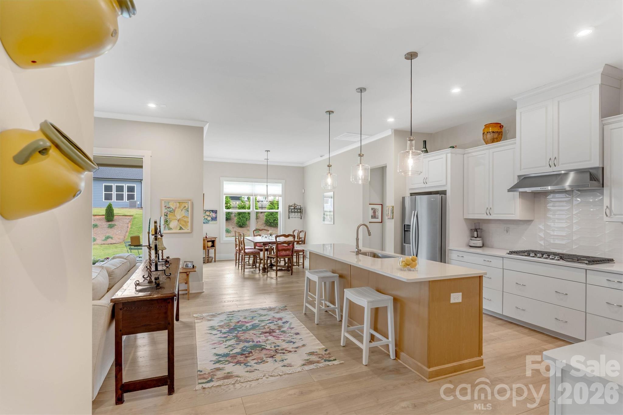 8025 Brookbank Drive Property Photo 4