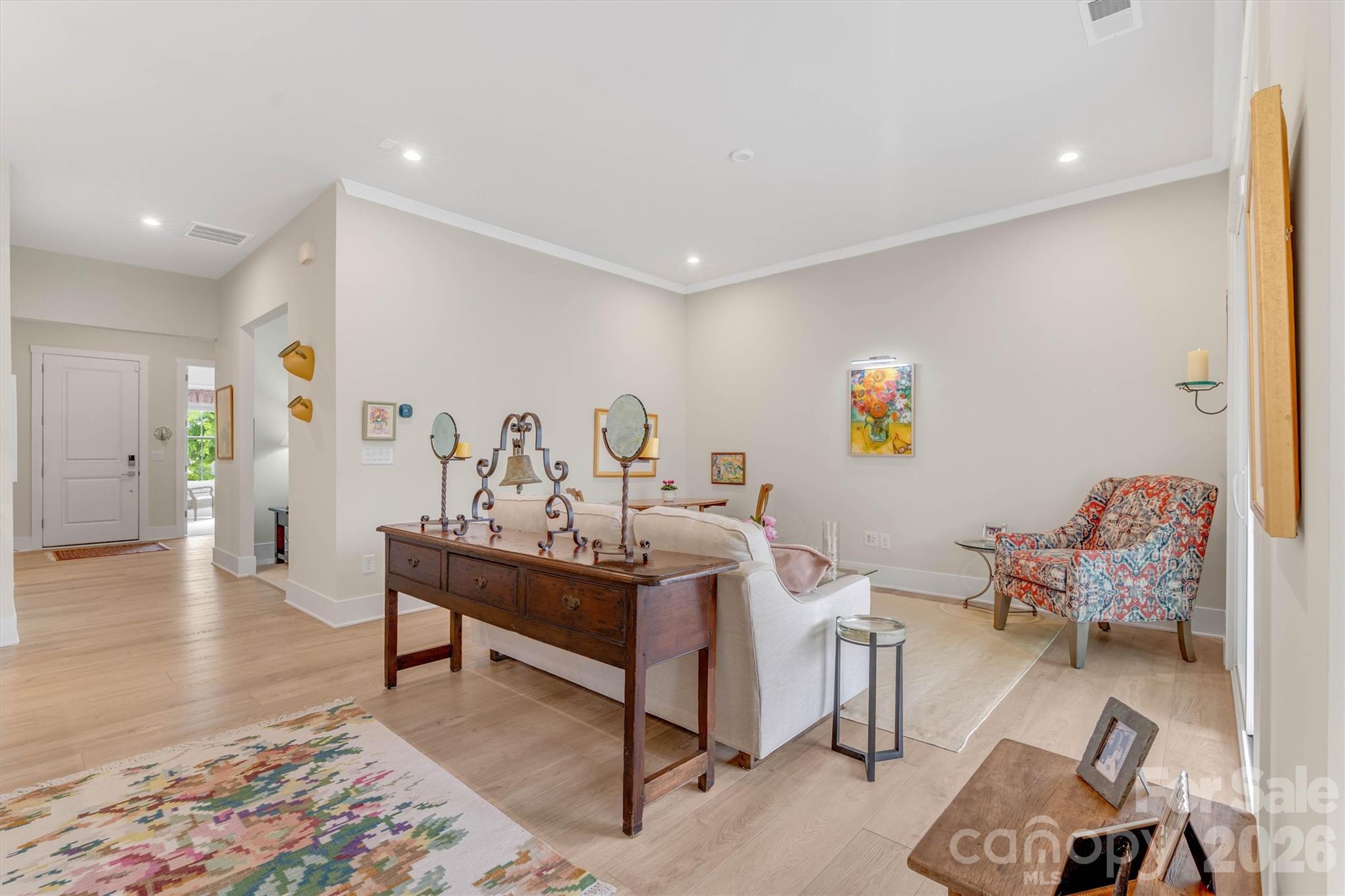 8025 Brookbank Drive Property Photo 12