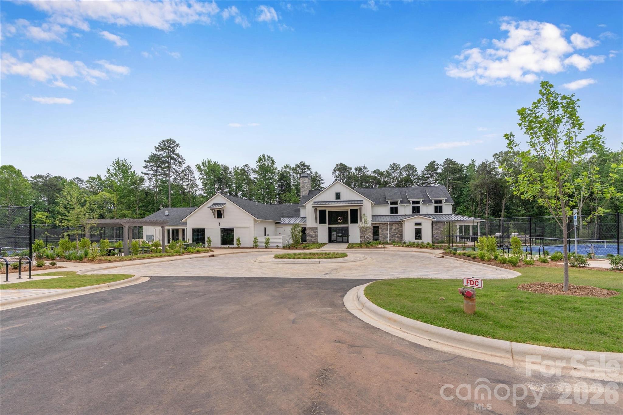 8025 Brookbank Drive Property Photo 37