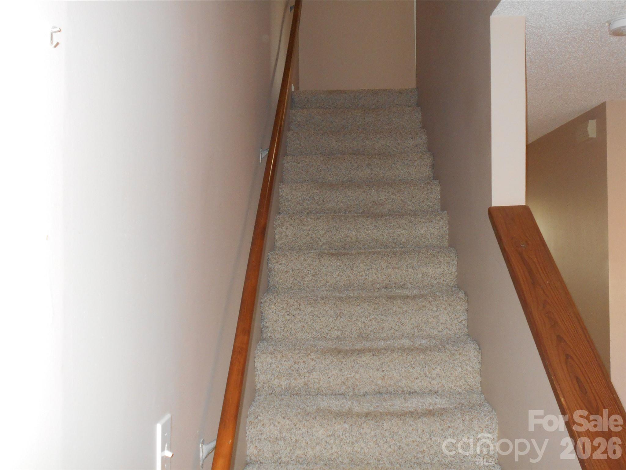 407 E Broad Street C3 Property Photo 6