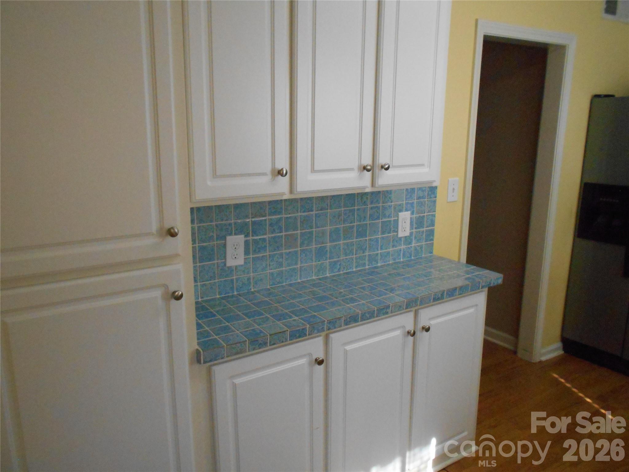 407 E Broad Street C3 Property Photo 8