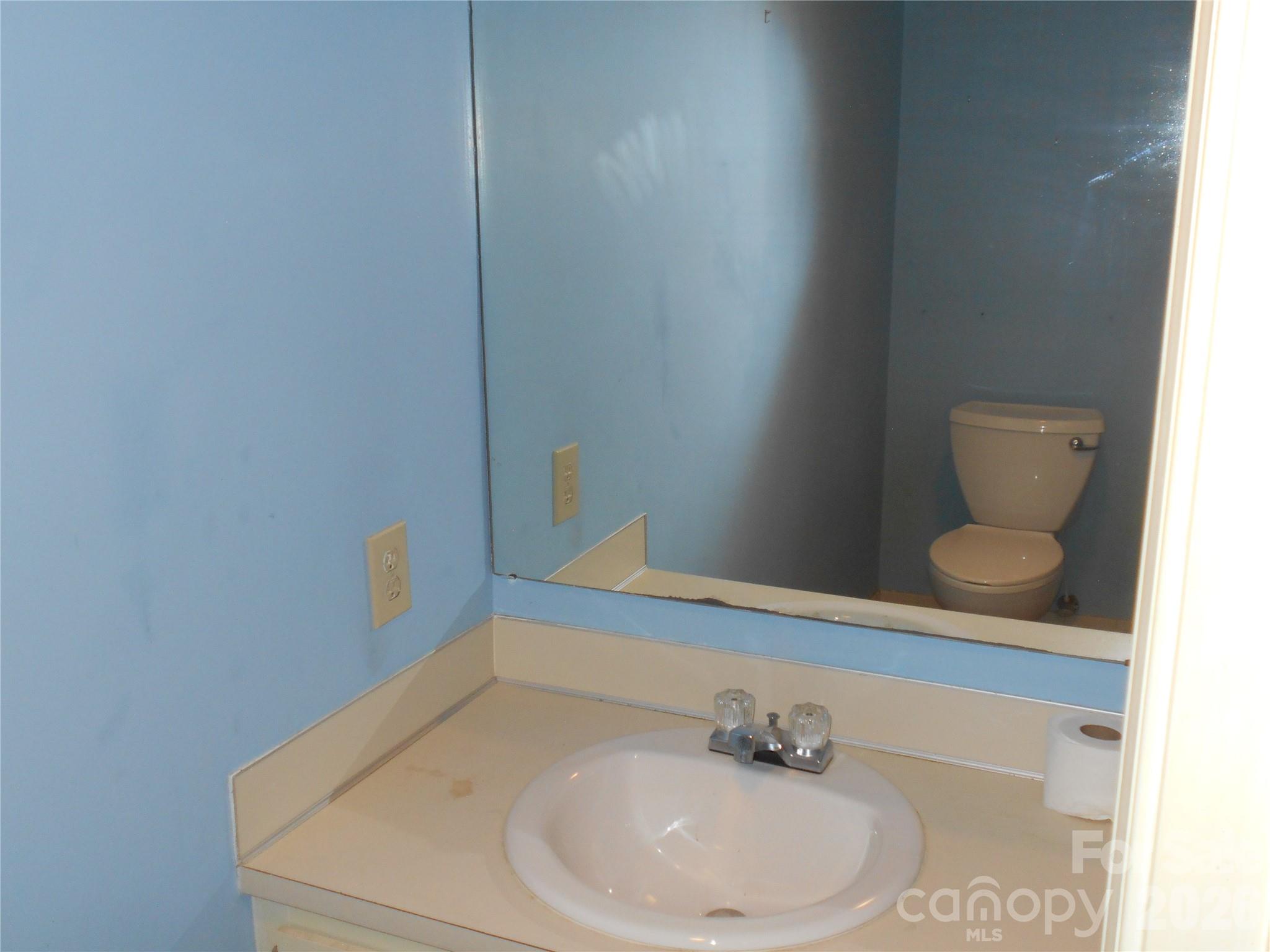 407 E Broad Street C3 Property Photo 11