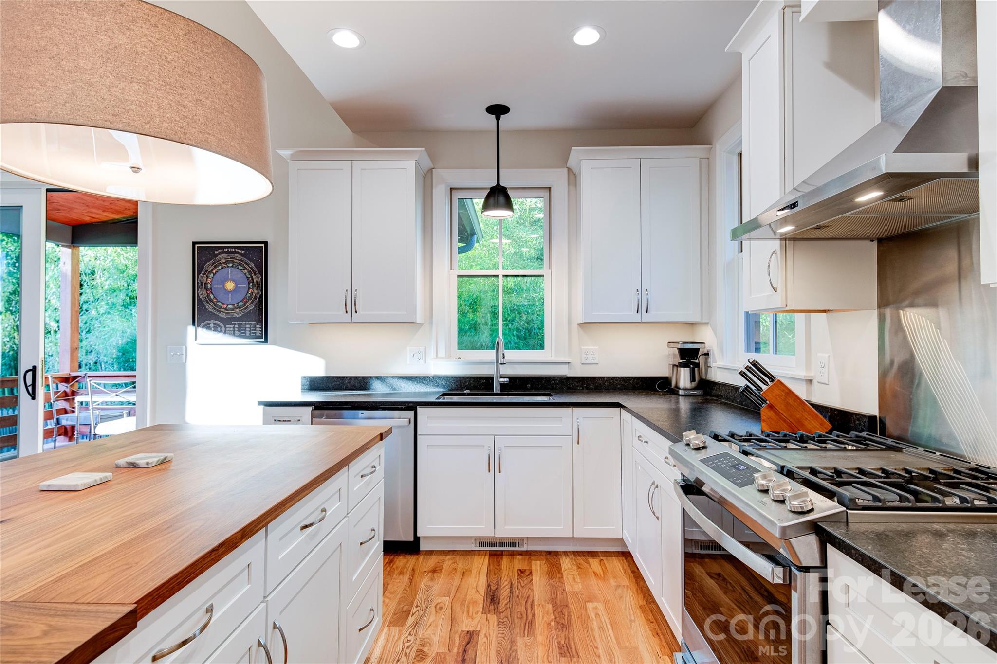 12 Waverly Road Property Photo 7