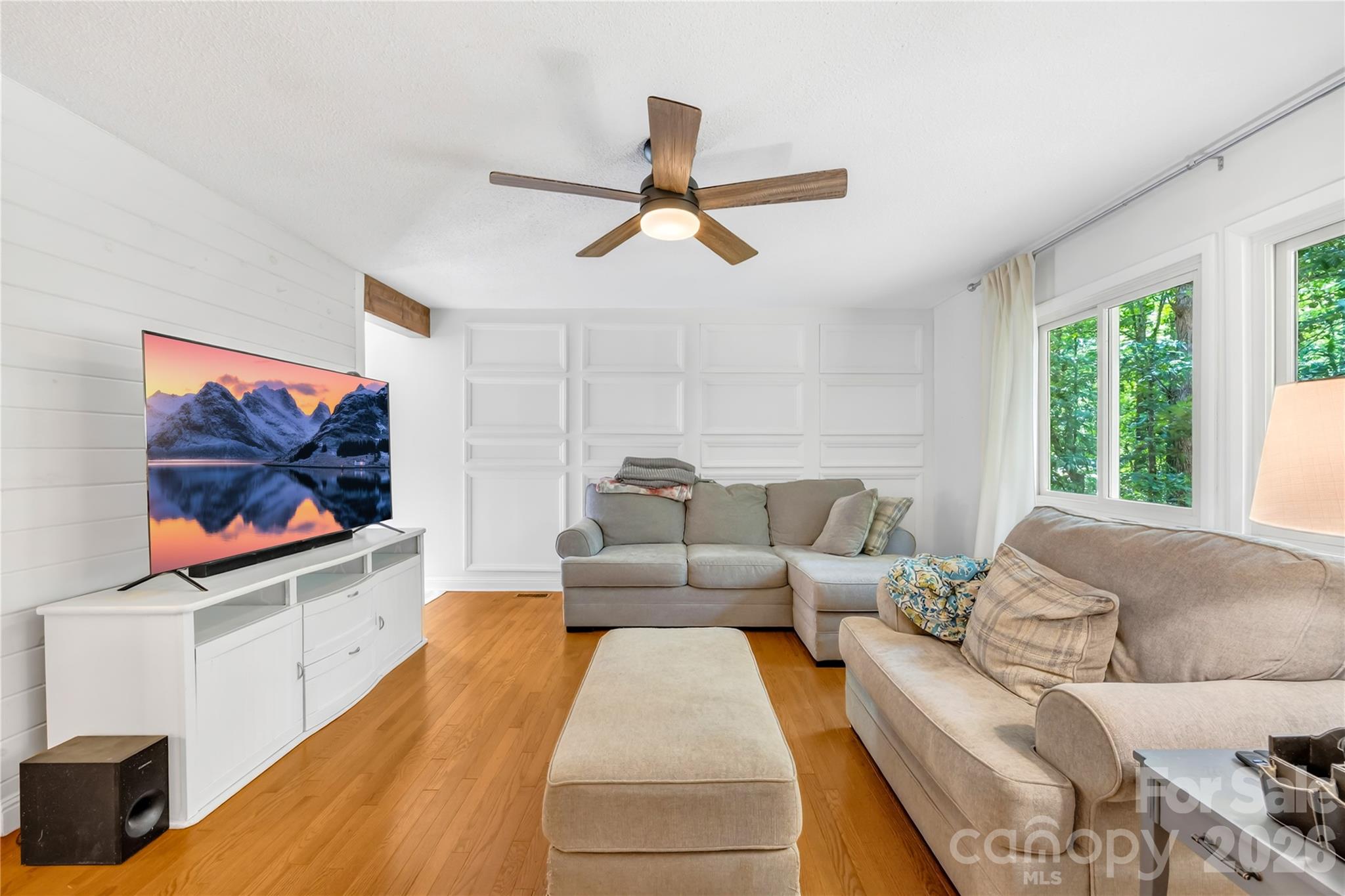5917 Davis Road Property Photo 13