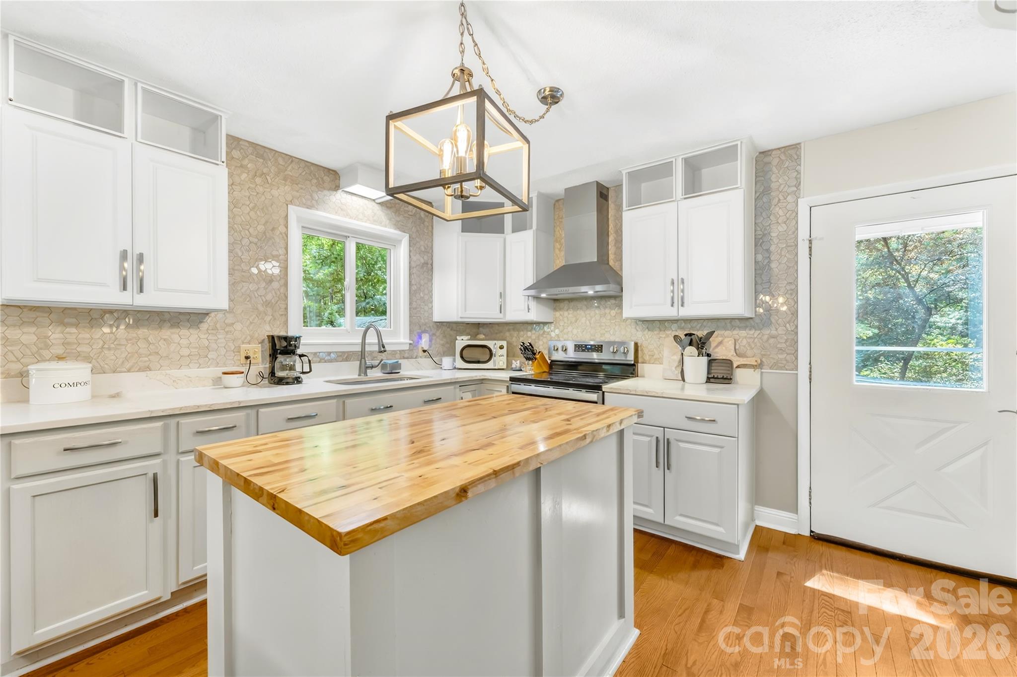 5917 Davis Road Property Photo 16