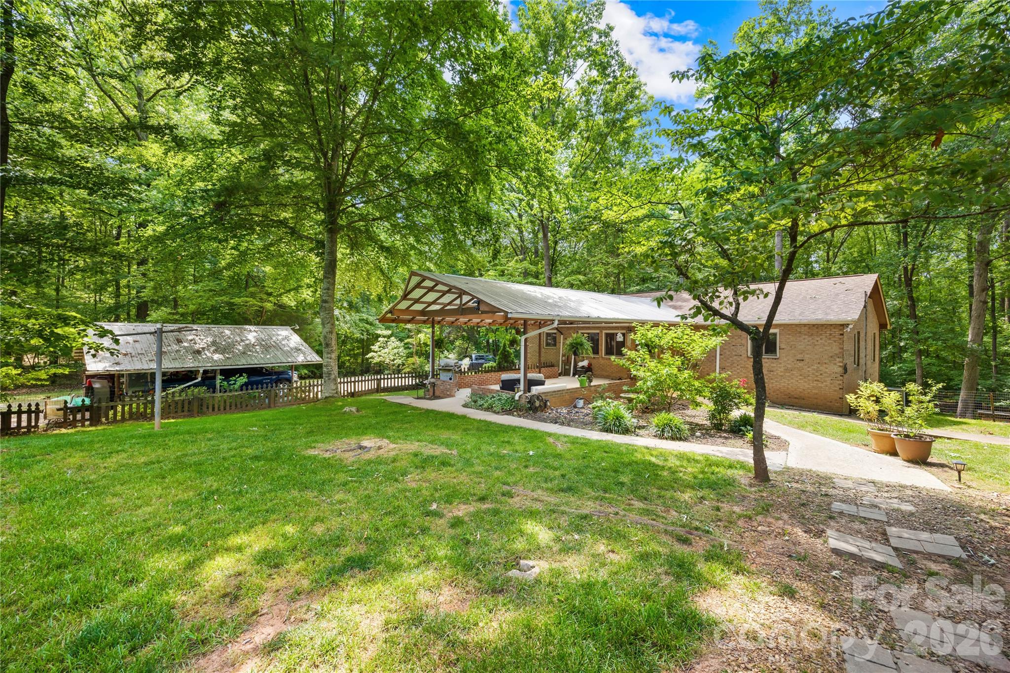 5917 Davis Road Property Photo 32
