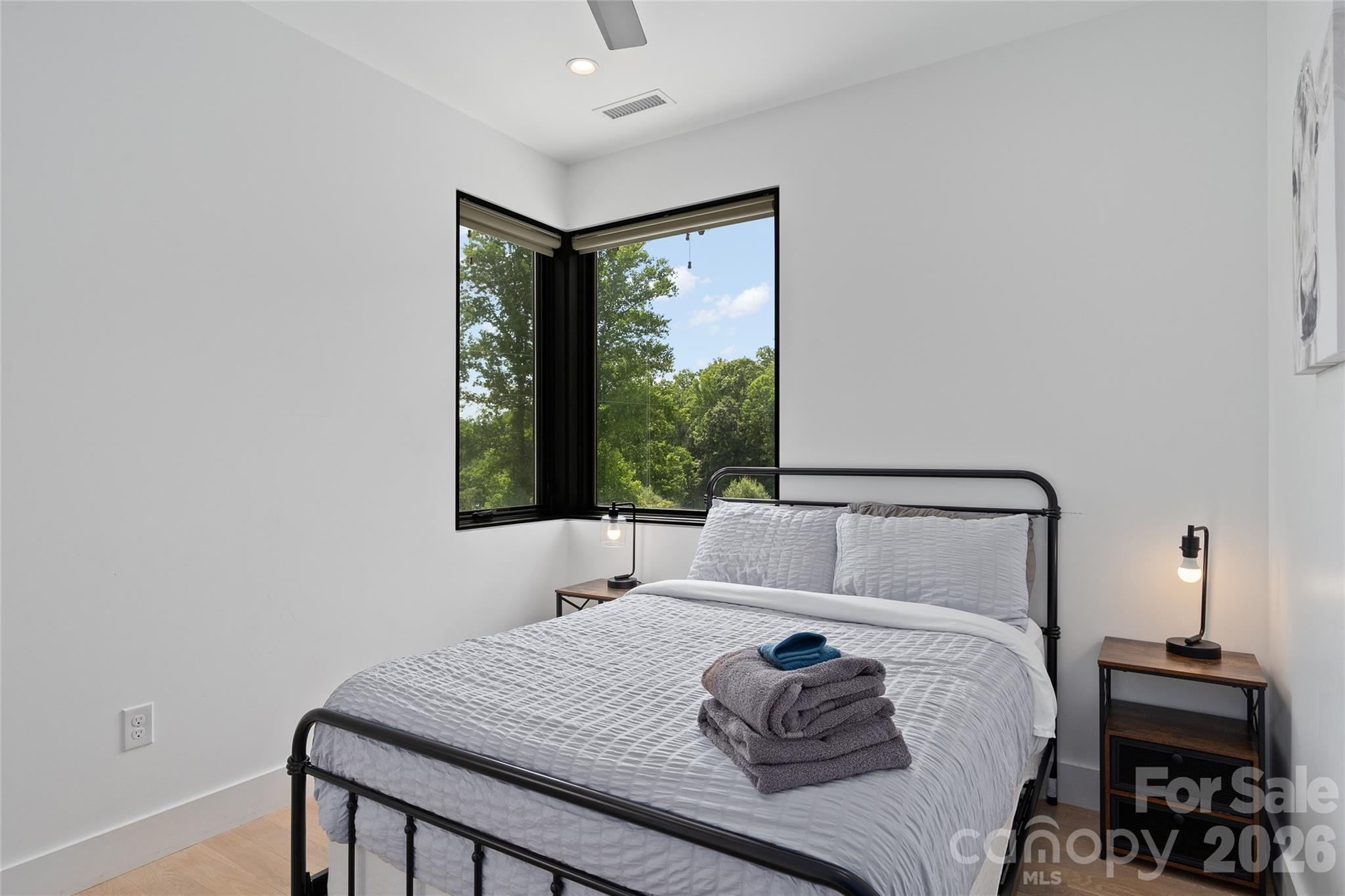 105 Loganberry Trail 1 Property Photo 30